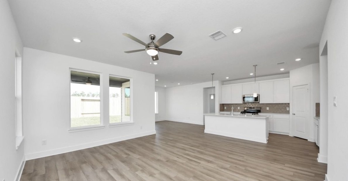 14438 Trumpet Lane Property Photo 8