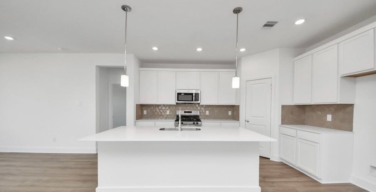 14438 Trumpet Lane Property Photo 9