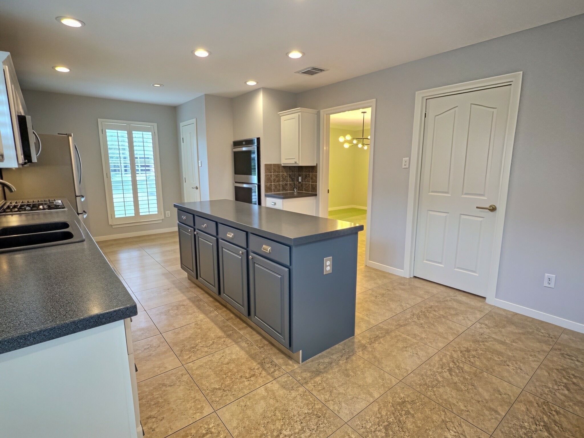 305 Oak Creek Court Property Photo 11