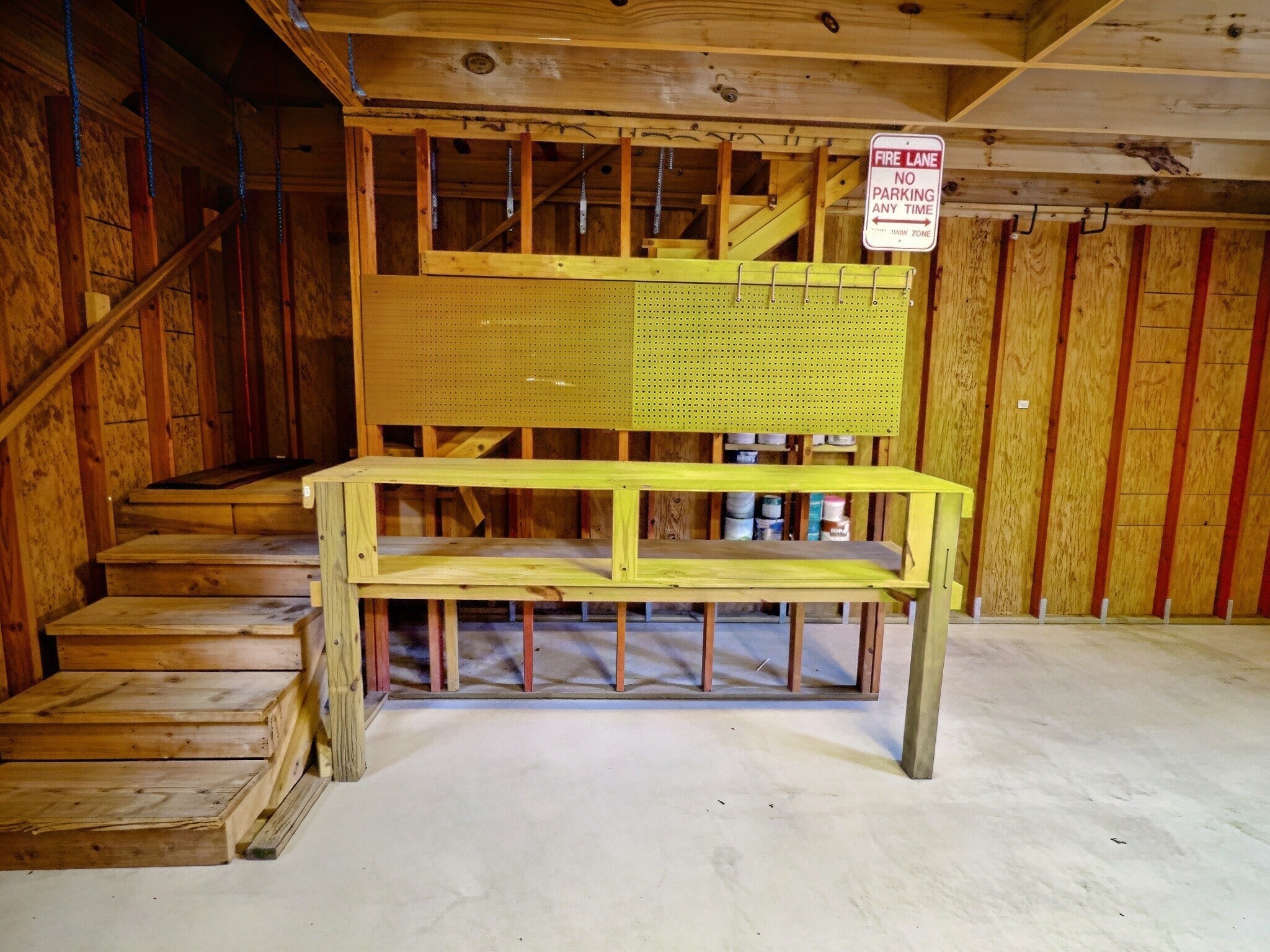 305 Oak Creek Court Property Photo 28