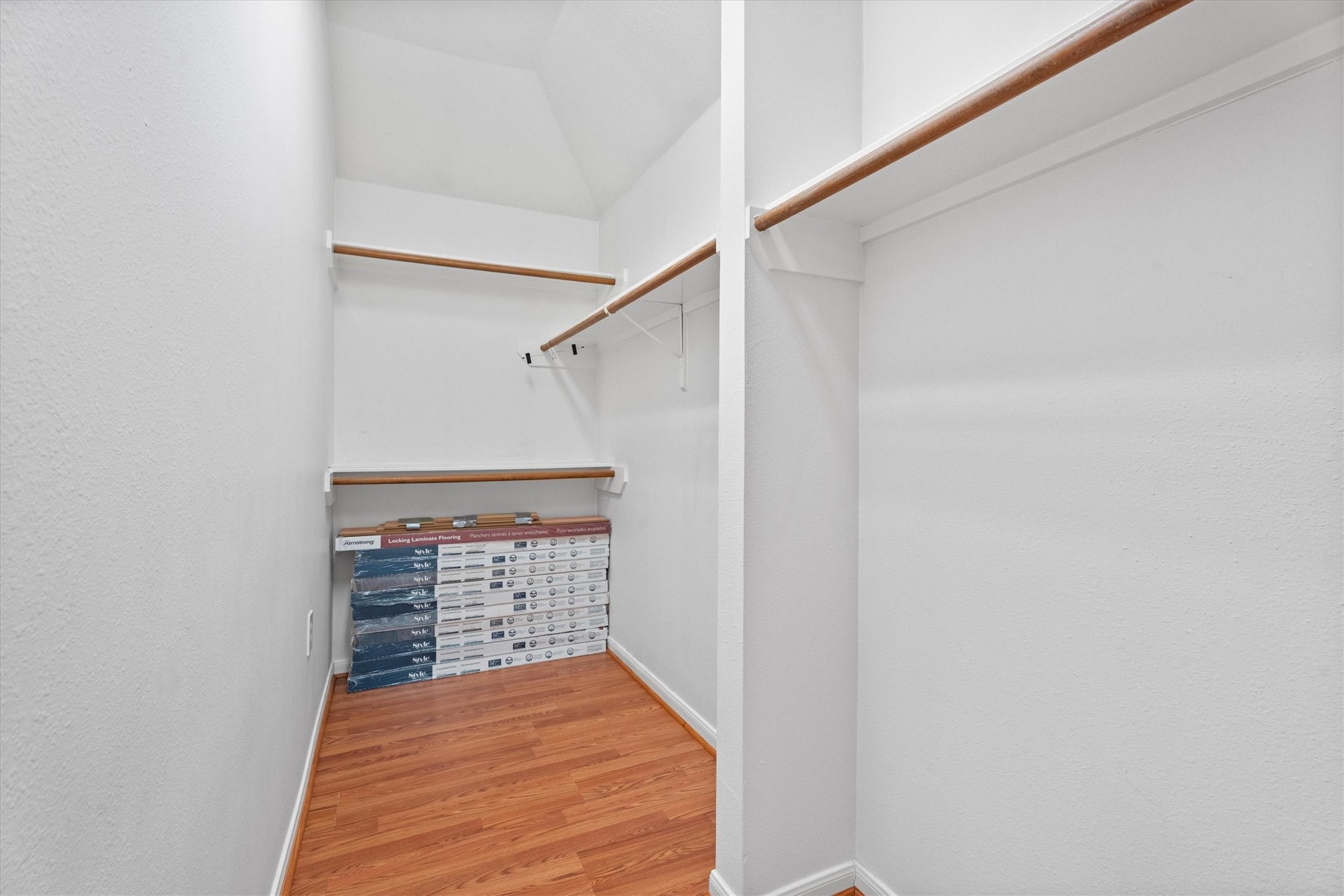 9218 Memorial Pines Way Property Photo 16