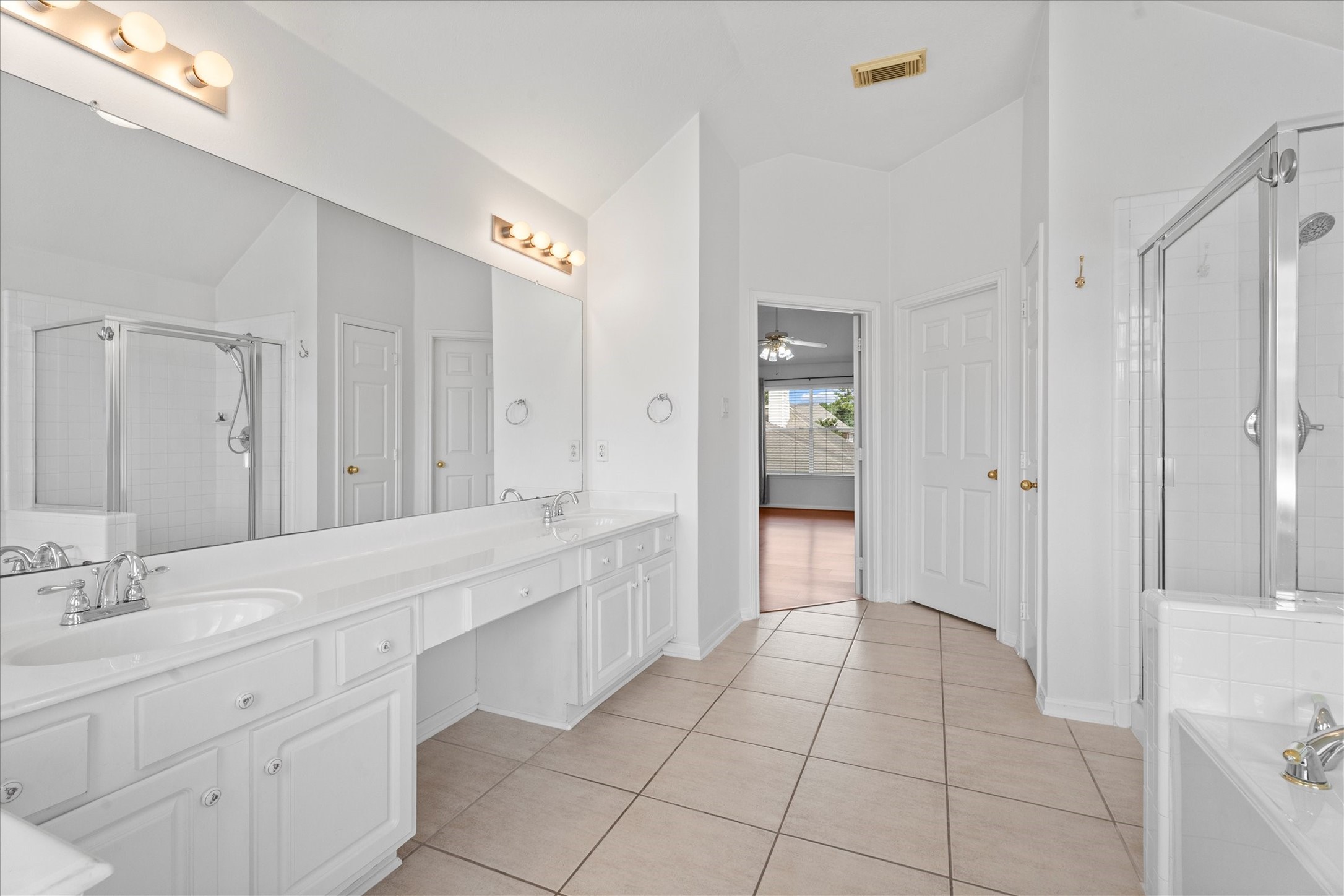 9218 Memorial Pines Way Property Photo 19