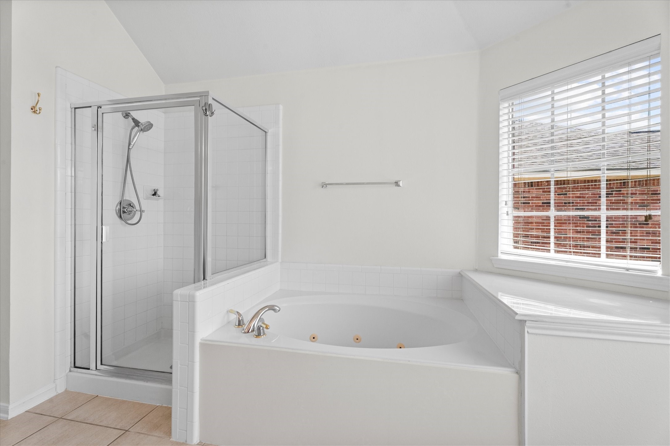 9218 Memorial Pines Way Property Photo 21
