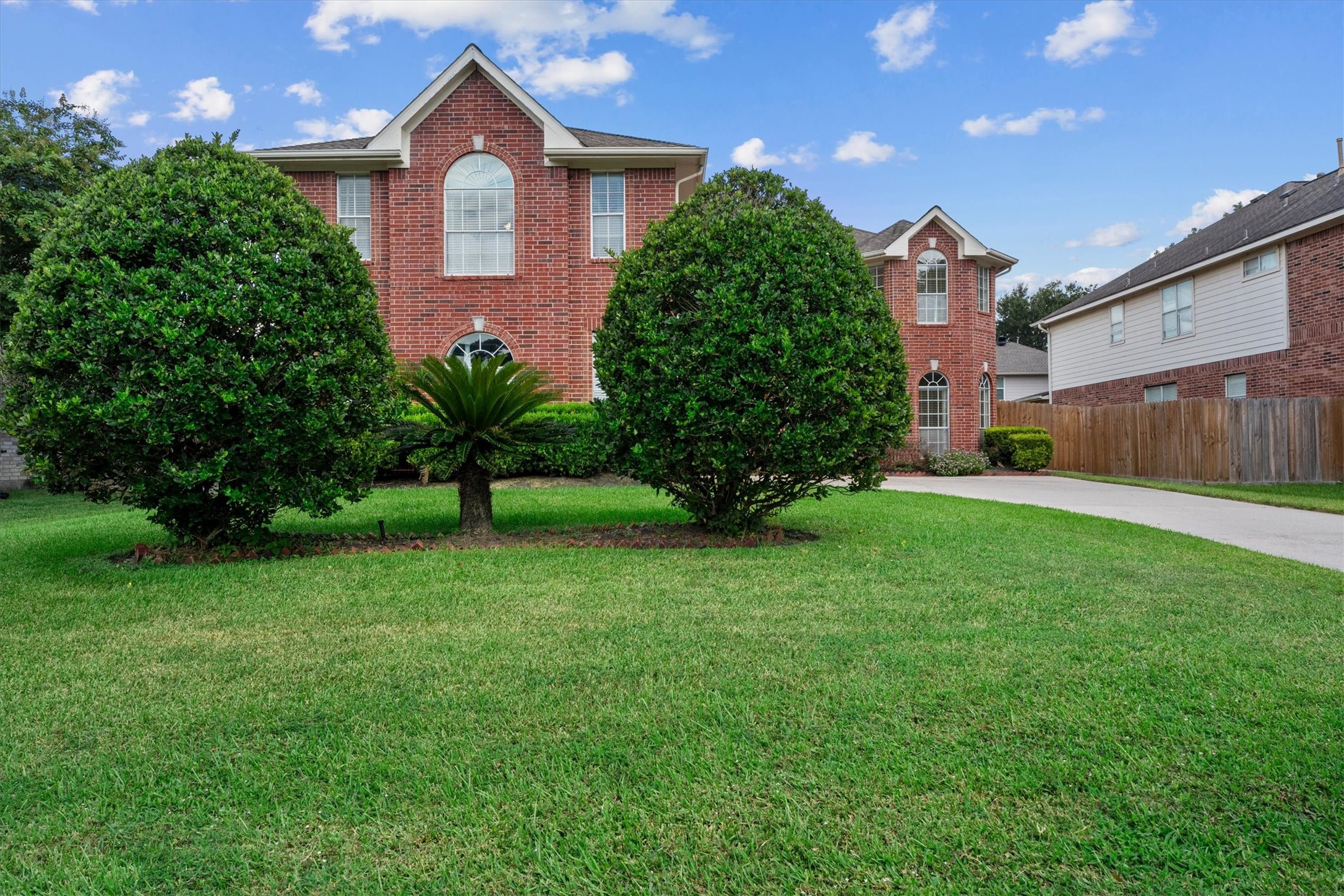 9218 Memorial Pines Way Property Photo 31