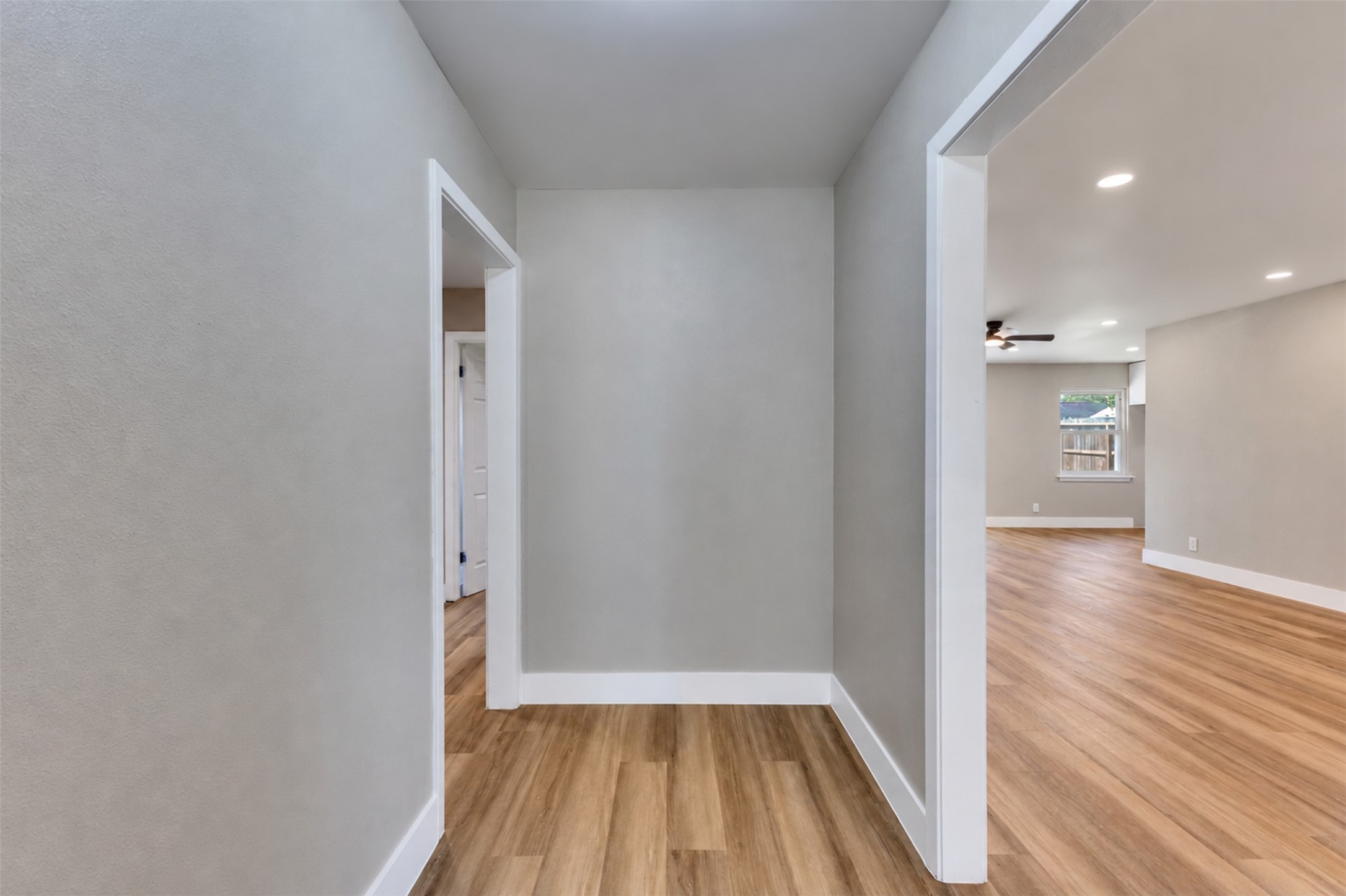9419 Val Verde Street Property Photo 3