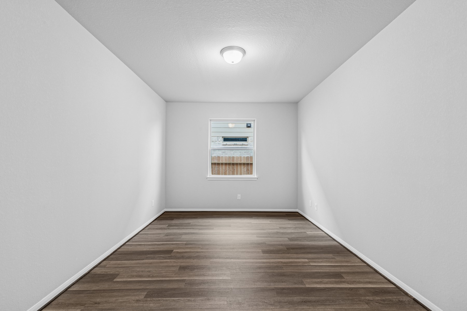 32411 Tallow Creek Drive Property Photo 4