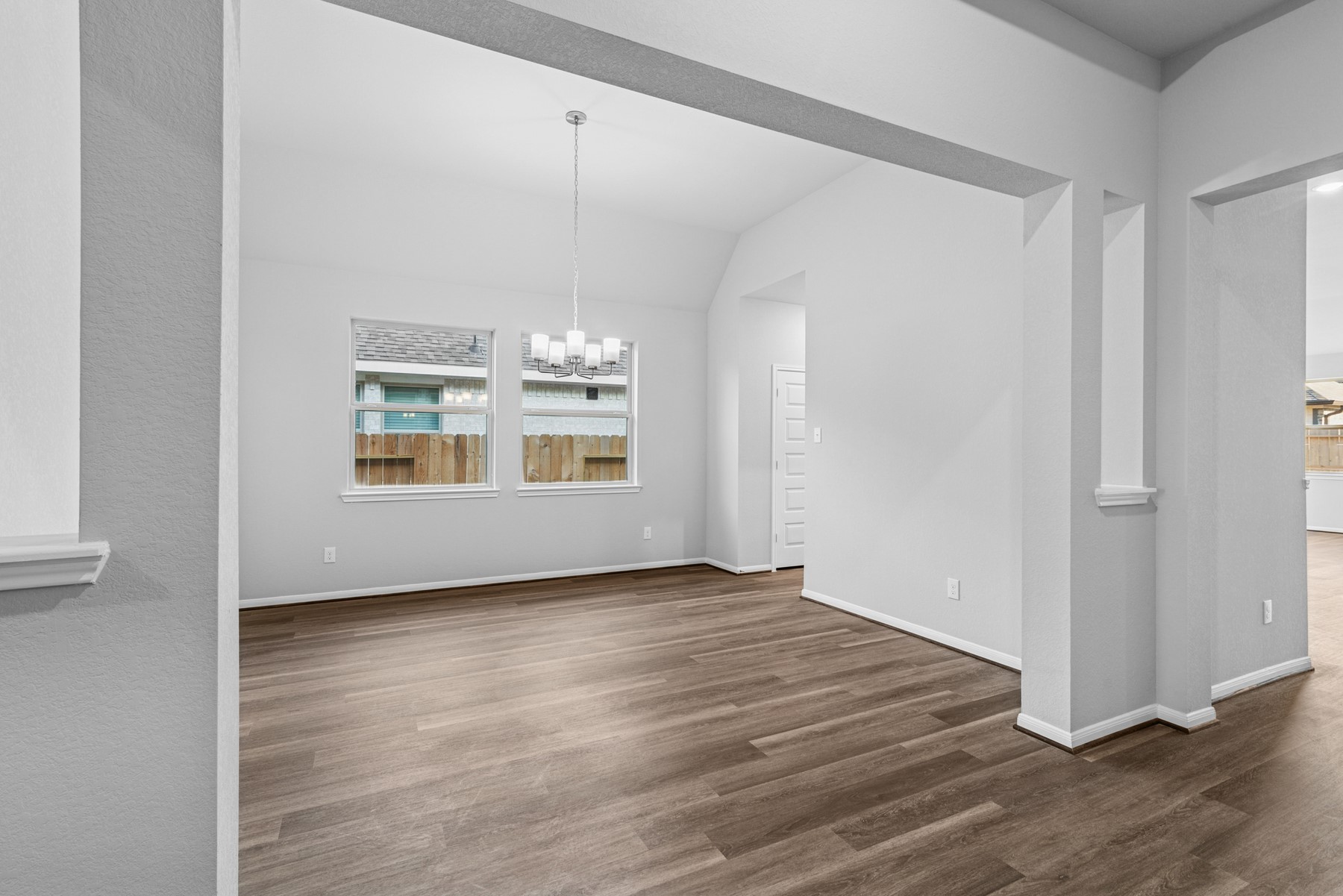 32411 Tallow Creek Drive Property Photo 6