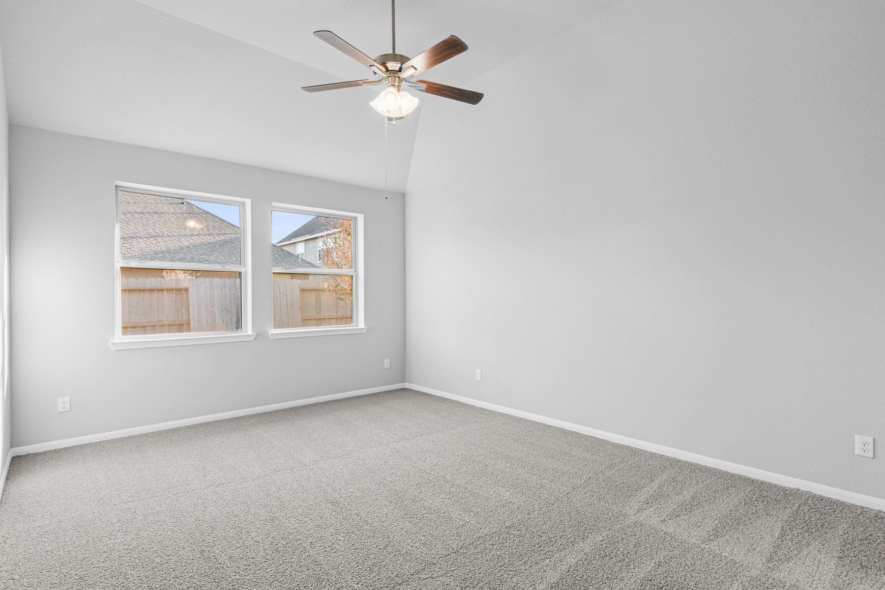 32411 Tallow Creek Drive Property Photo 13