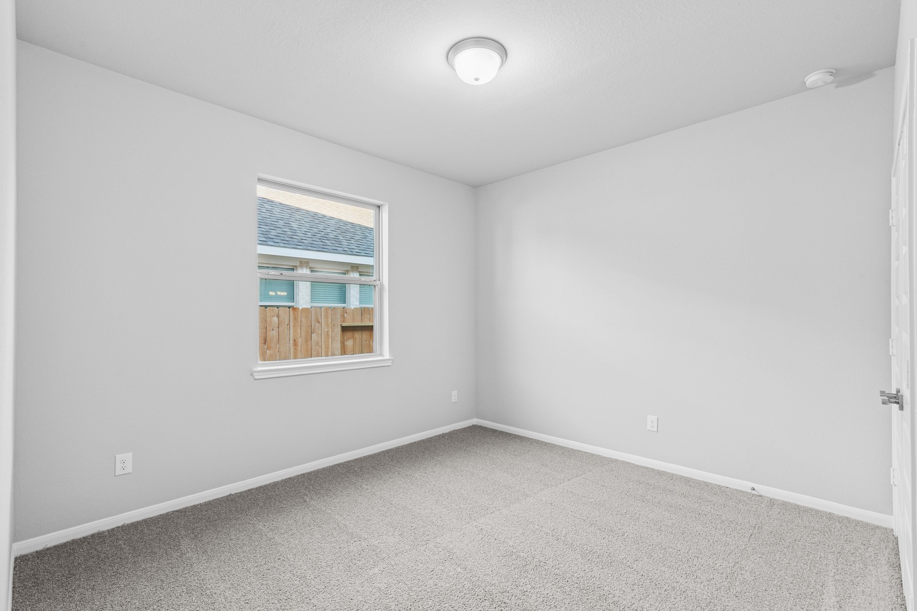 32411 Tallow Creek Drive Property Photo 18