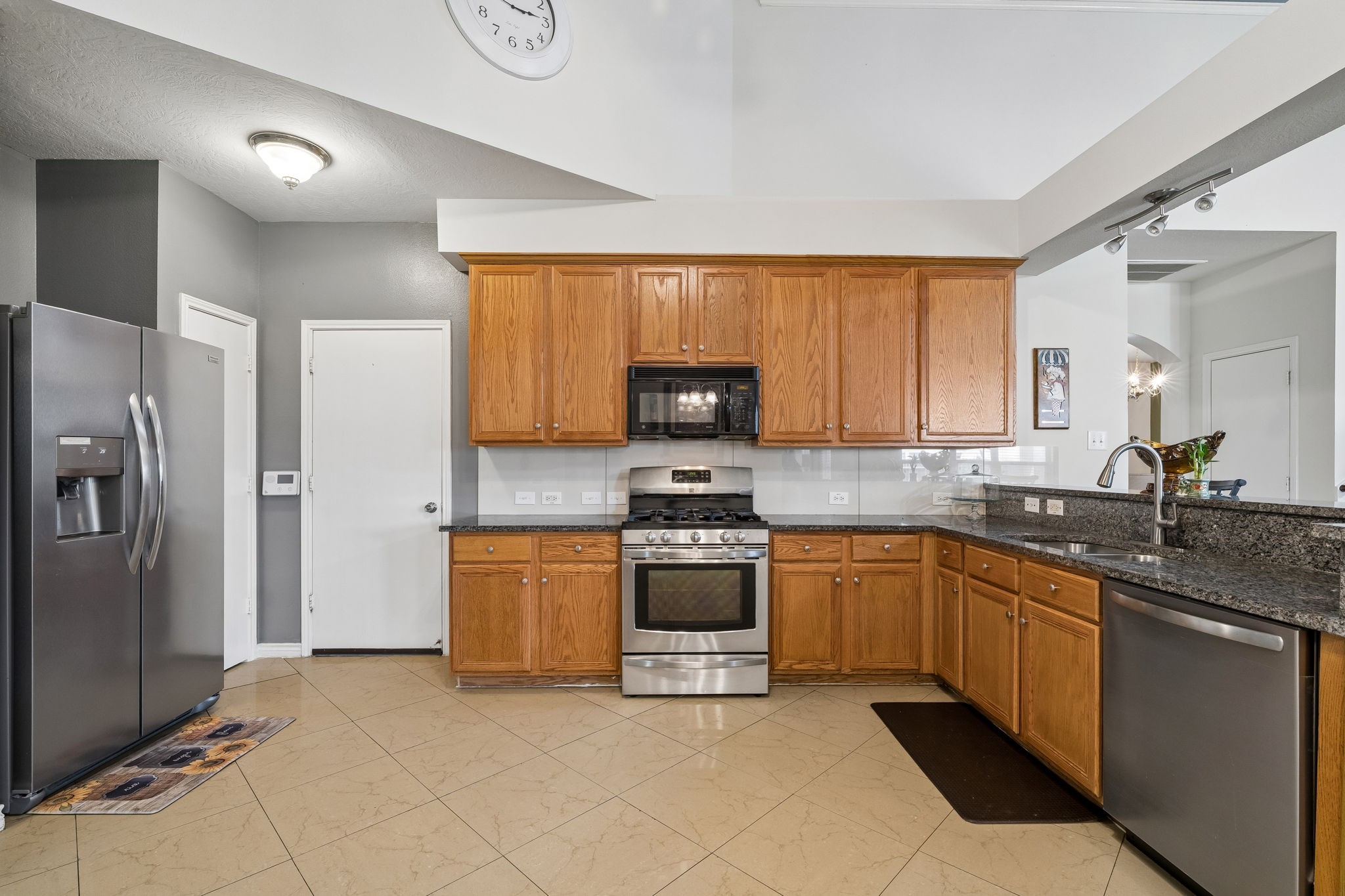 1006 Cove Crest Trail Property Photo 13