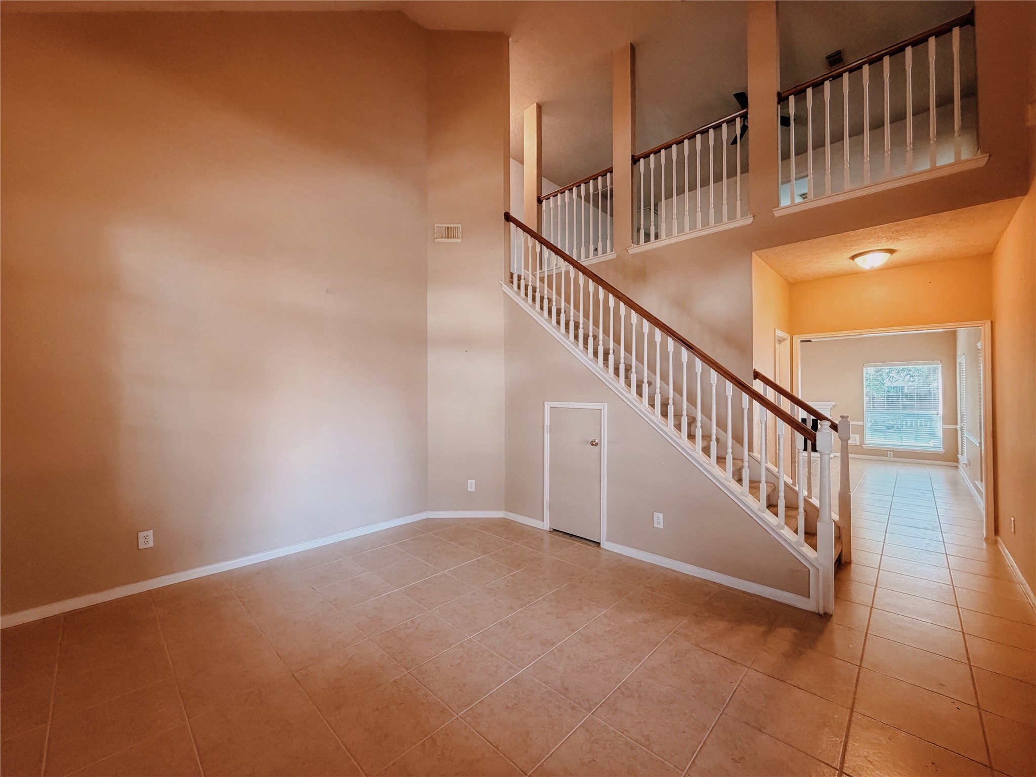 3110 Waters View Drive Property Photo 4