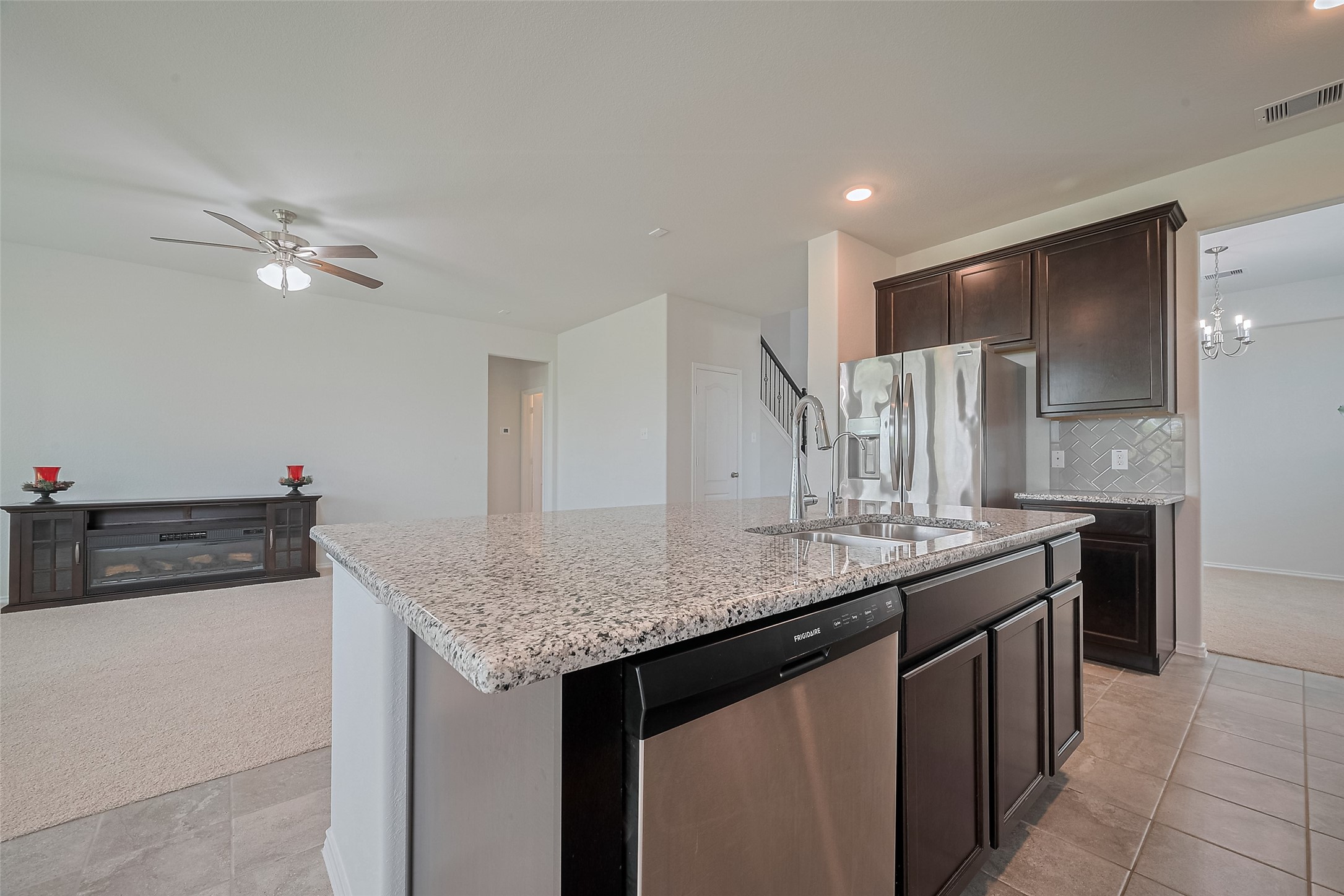 8211 Red Shiner Way Property Photo 11