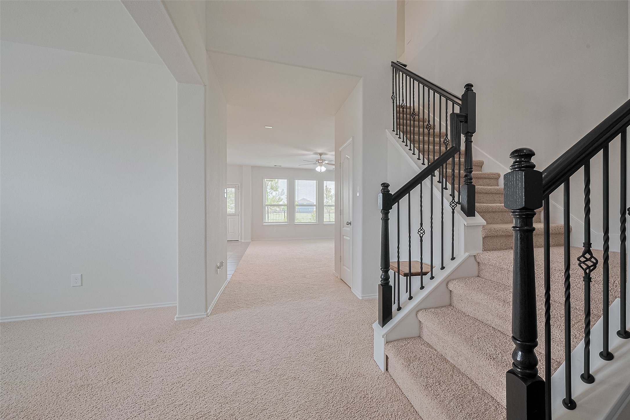 8211 Red Shiner Way Property Photo 18
