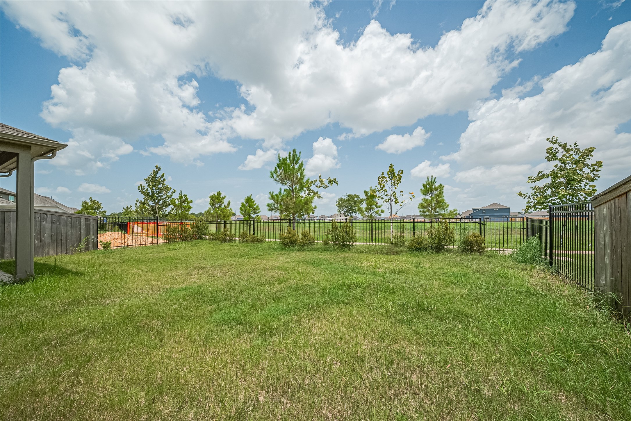 8211 Red Shiner Way Property Photo 48