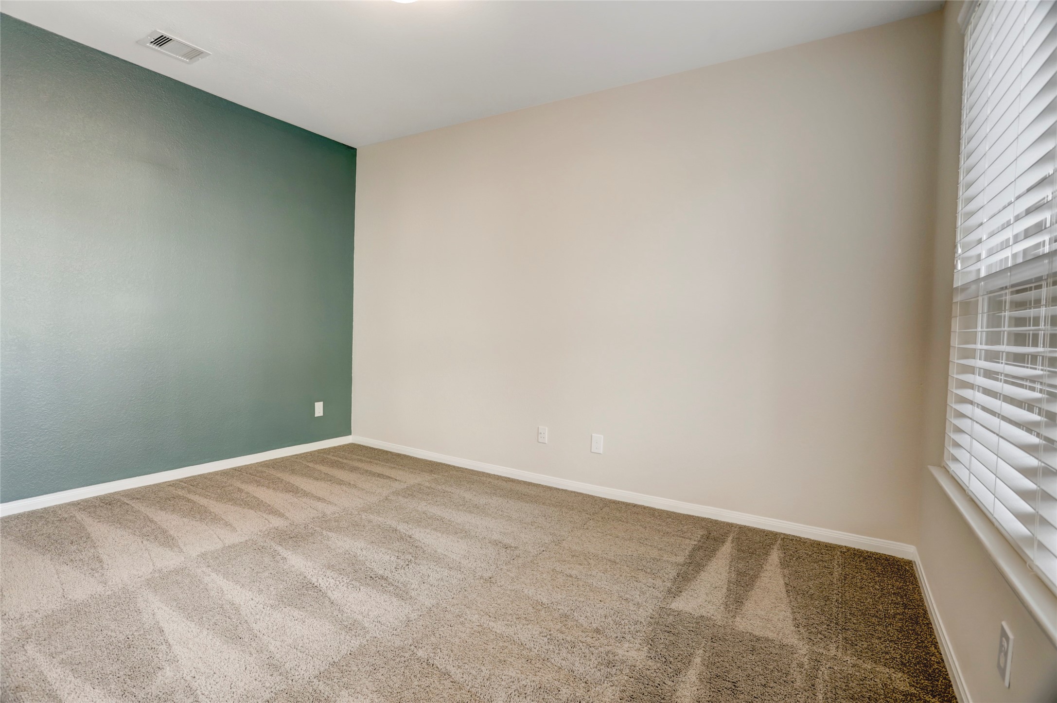 5402 Bending Branch Drive Property Photo 8