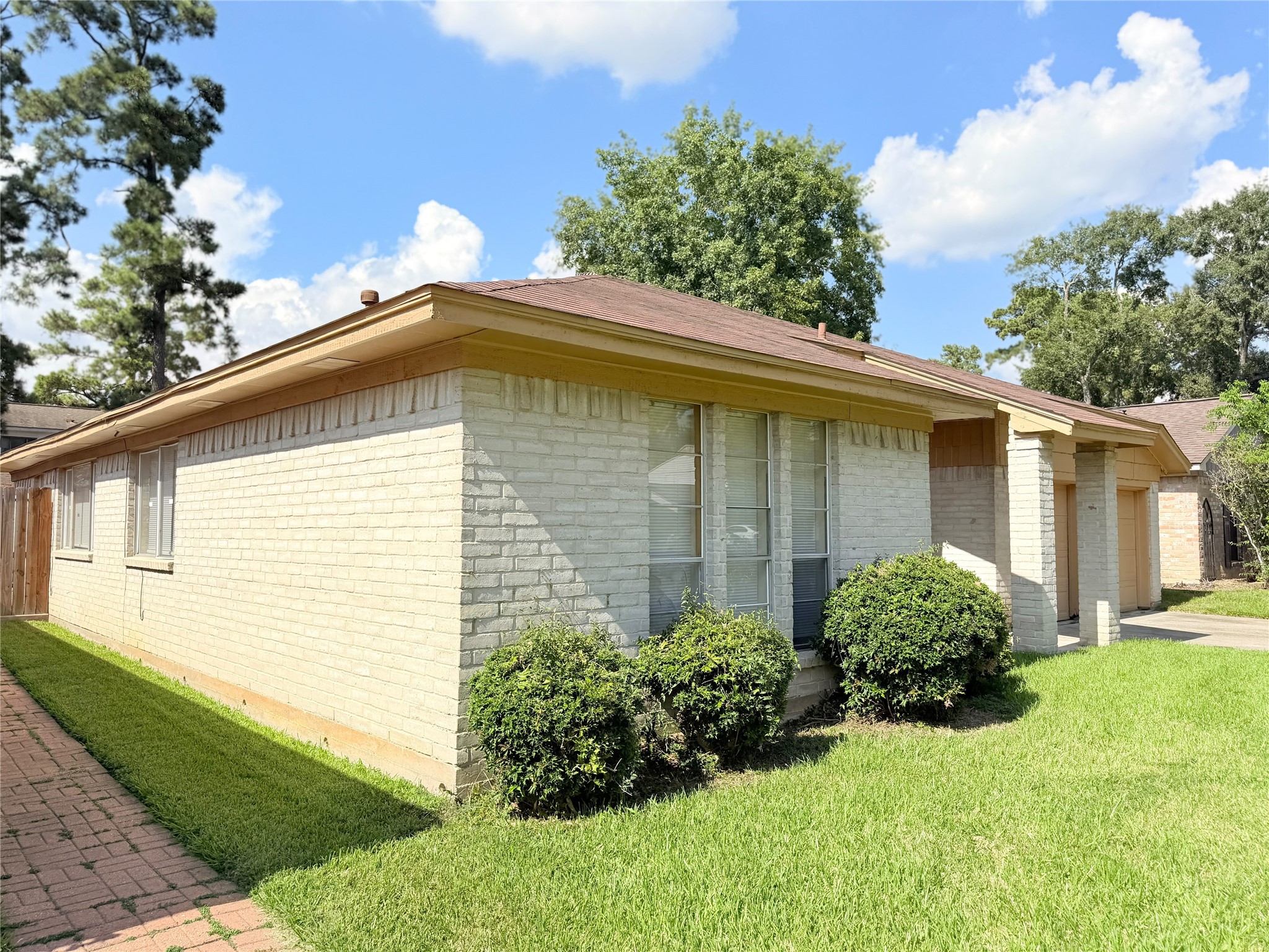 2015 Trailing Vine Road Property Photo 2