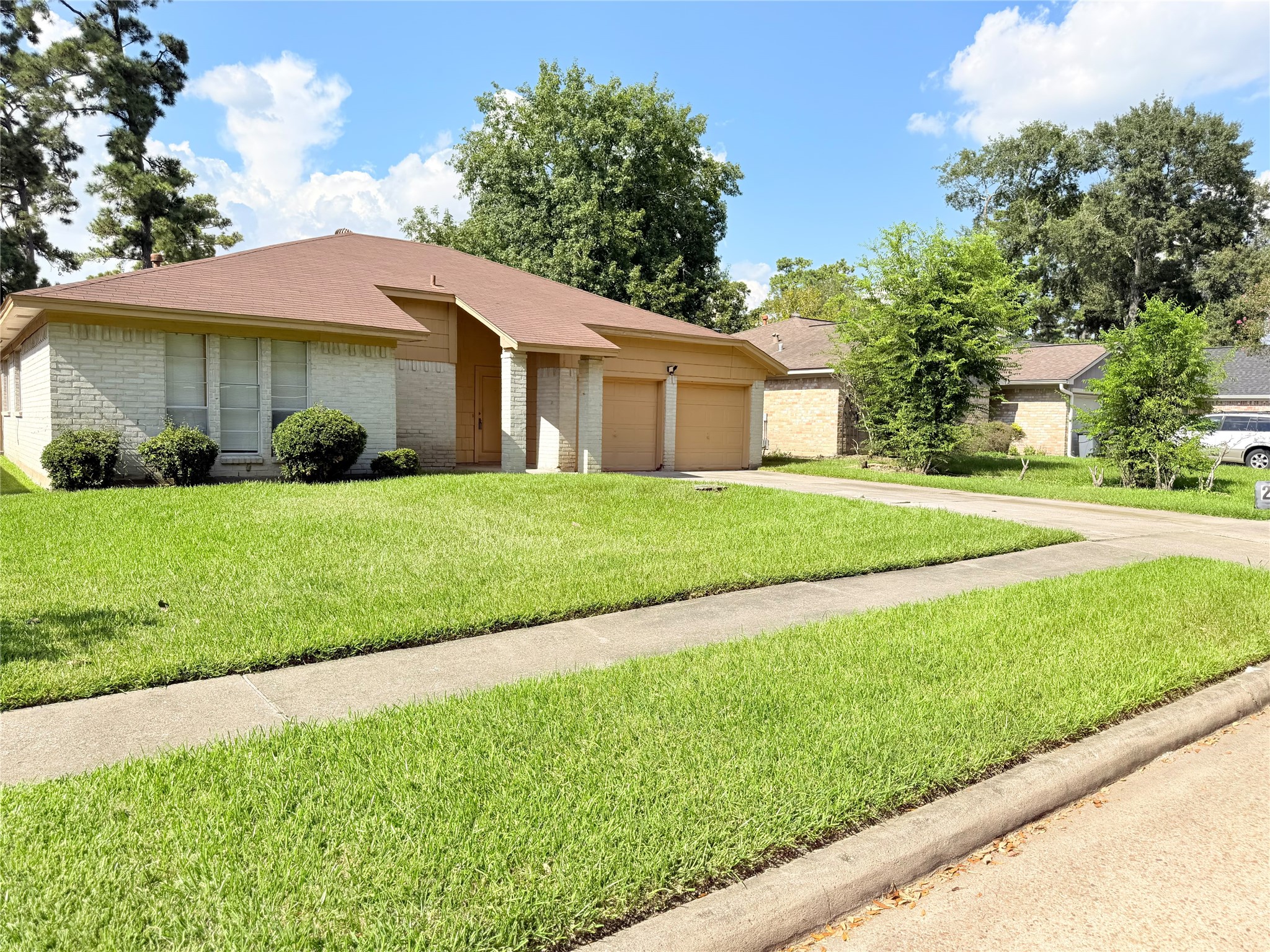2015 Trailing Vine Road Property Photo 4