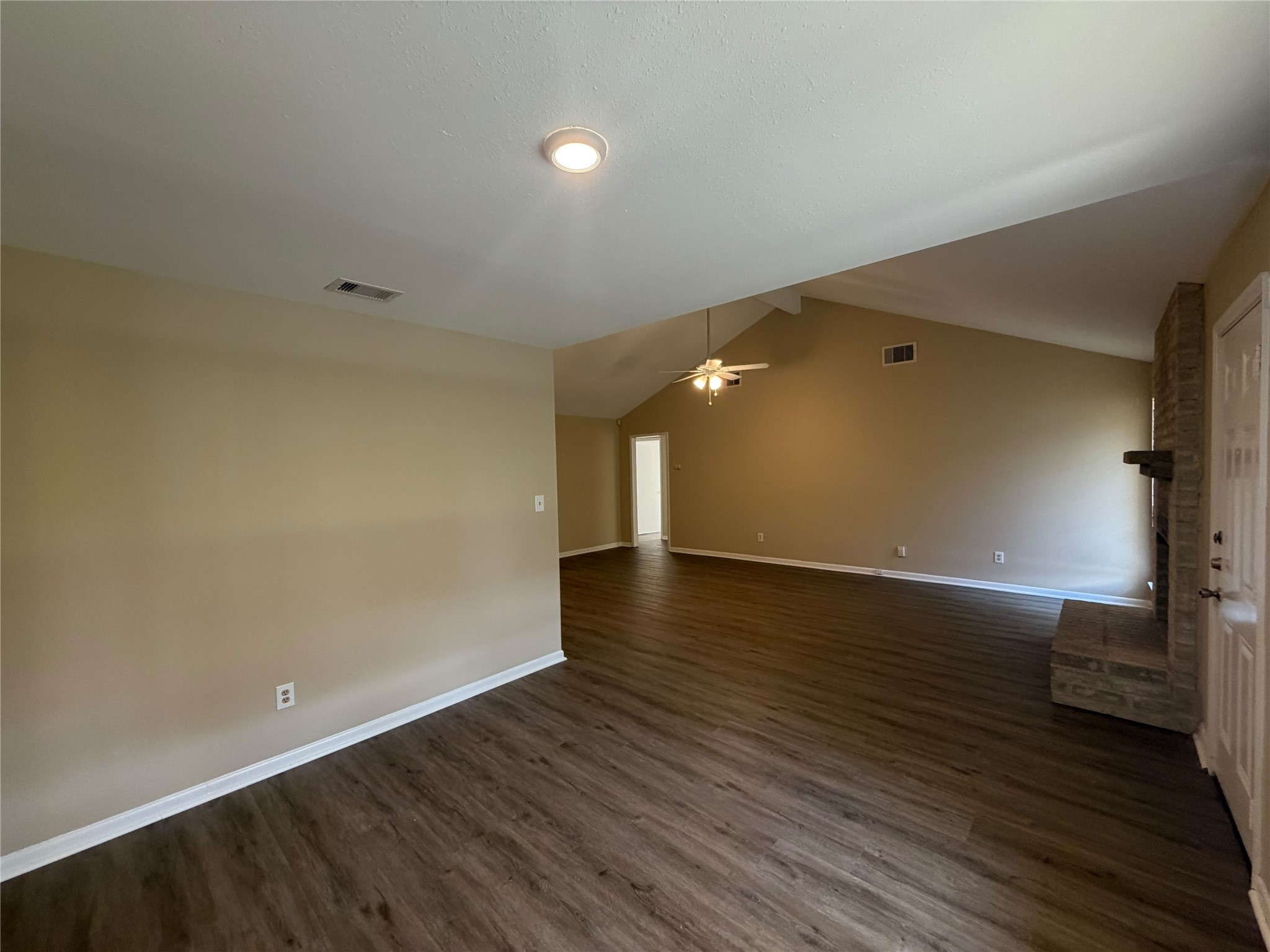 2015 Trailing Vine Road Property Photo 9
