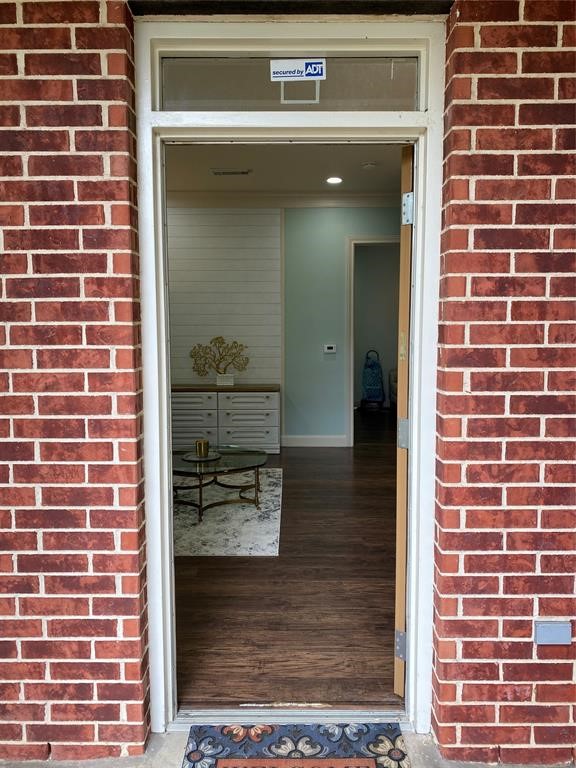 4501 Cartwright Road 408 Property Photo 2