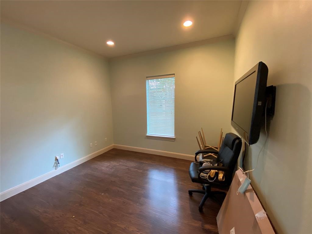 4501 Cartwright Road 408 Property Photo 5