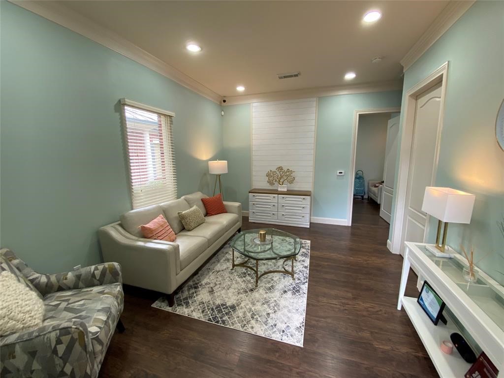 4501 Cartwright Road 408 Property Photo 10