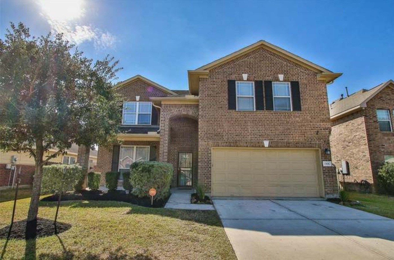 1506 Lochstone Drive Property Photo 14