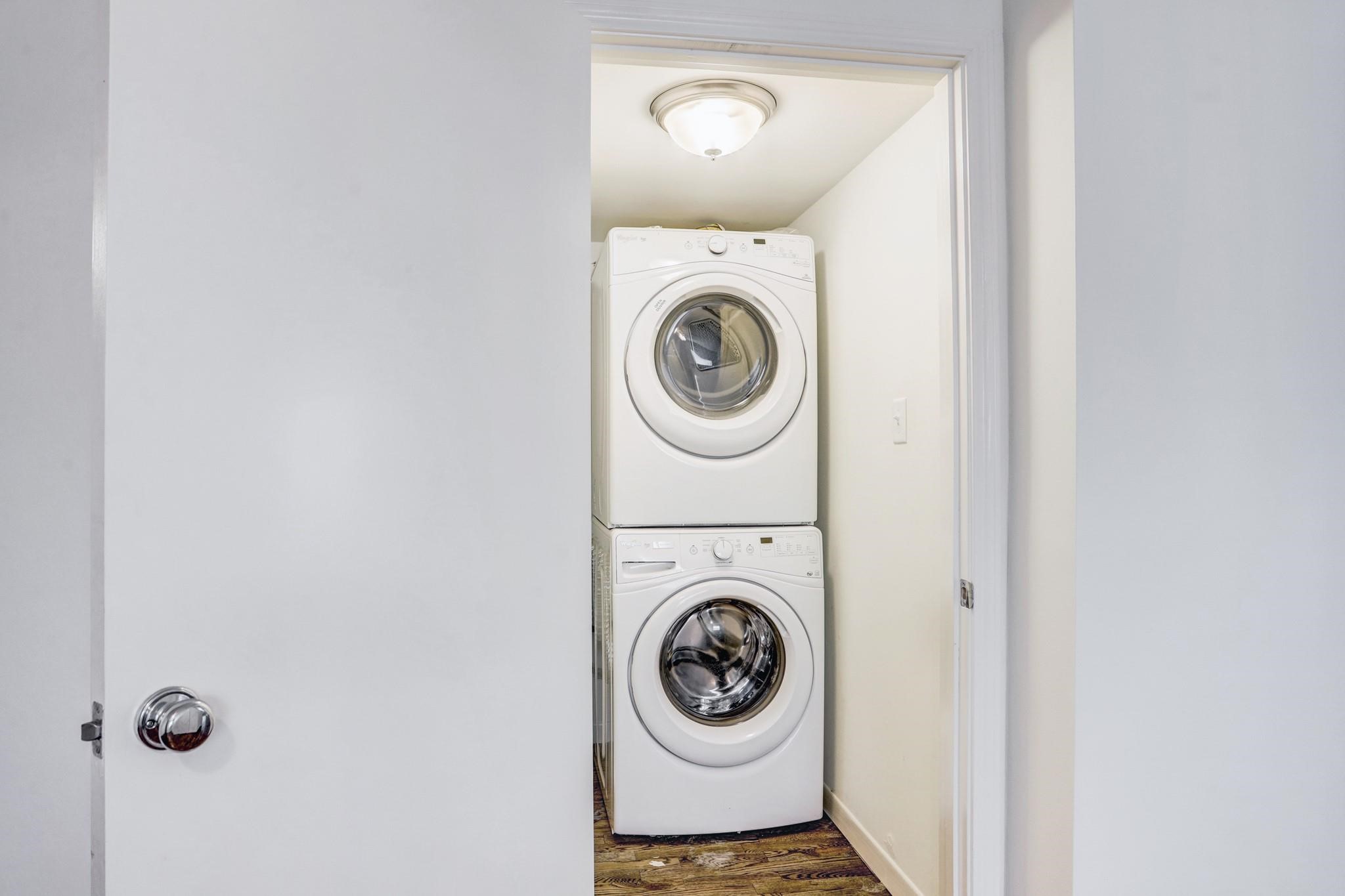 415 Hawthorne Street 4 Property Photo 7