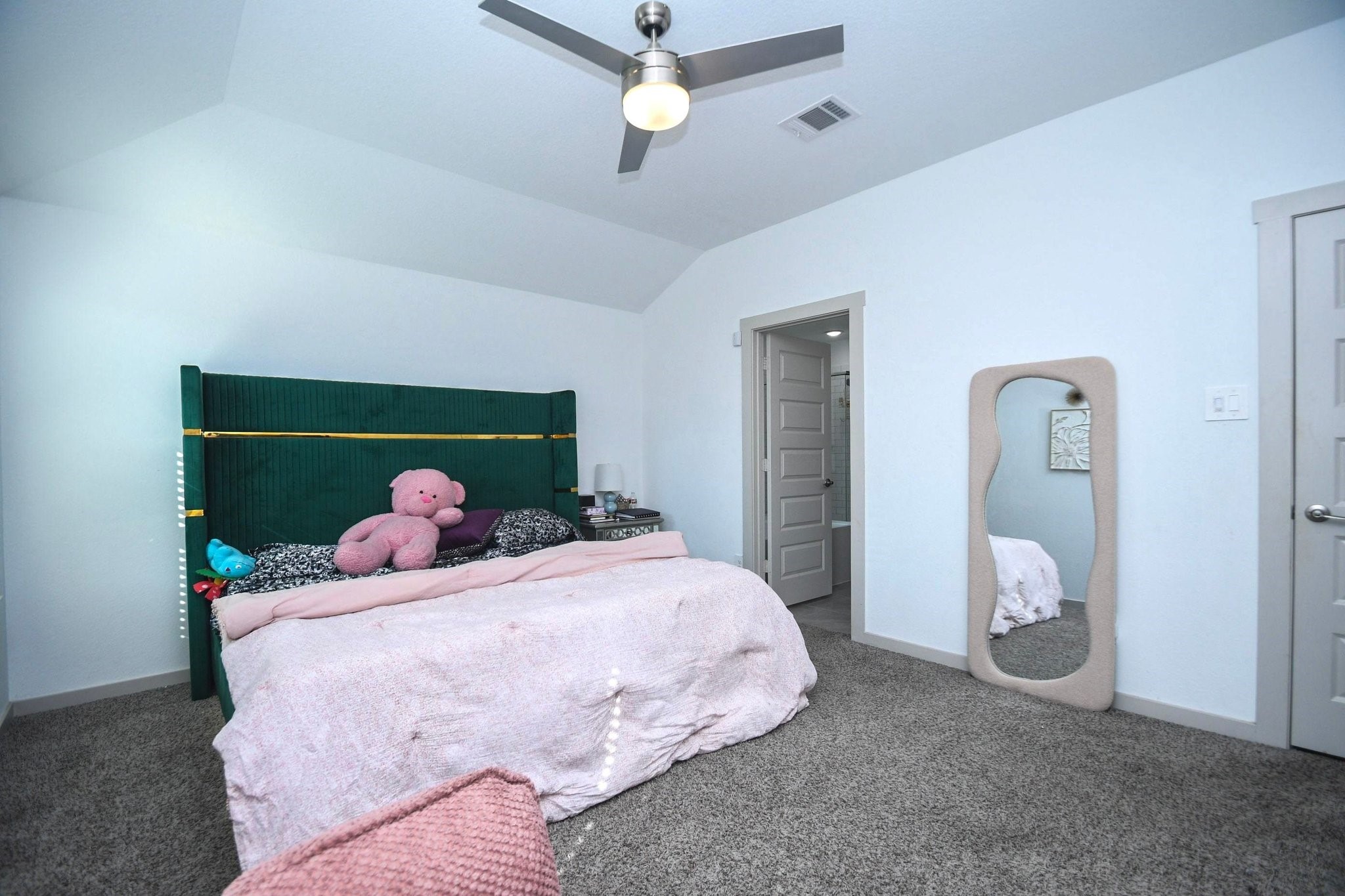 6814 Halifax Harvest Lane Property Photo 7