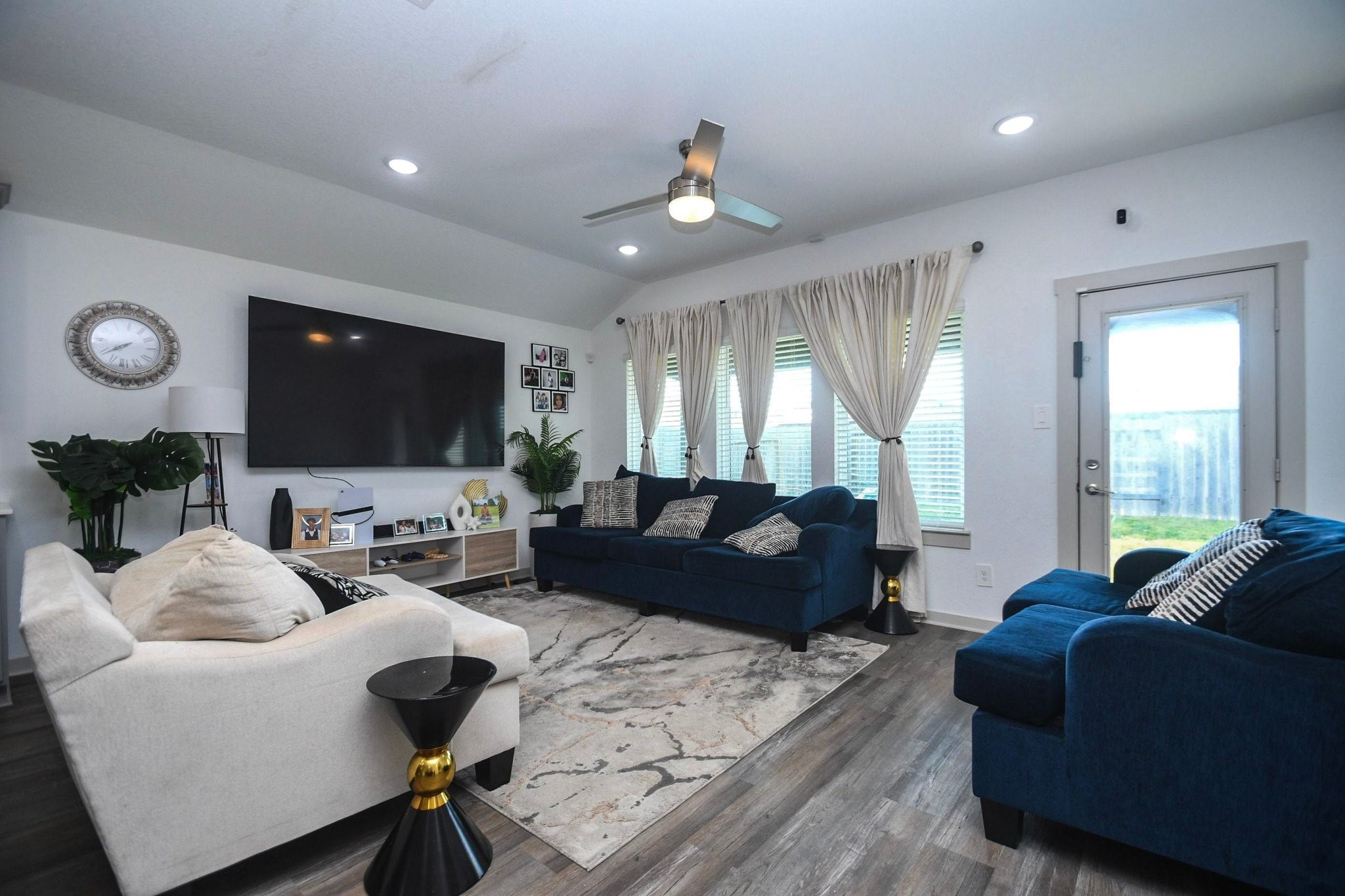 6814 Halifax Harvest Lane Property Photo 12