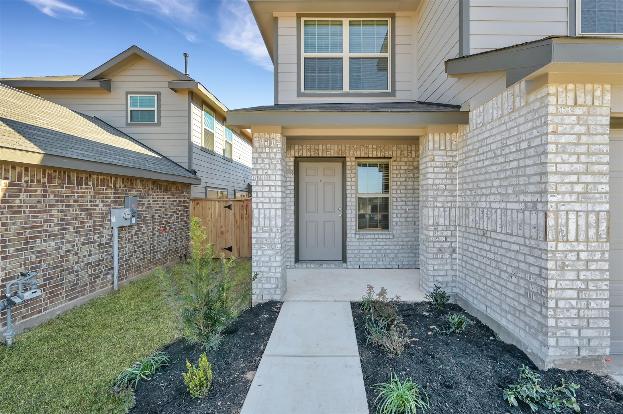 1615 Oleander Greens Drive Property Photo 3