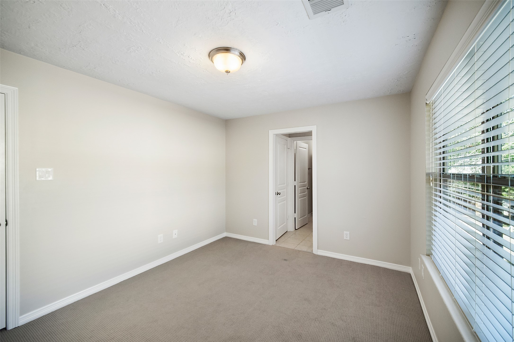 1426 Nashua Street B Property Photo 23