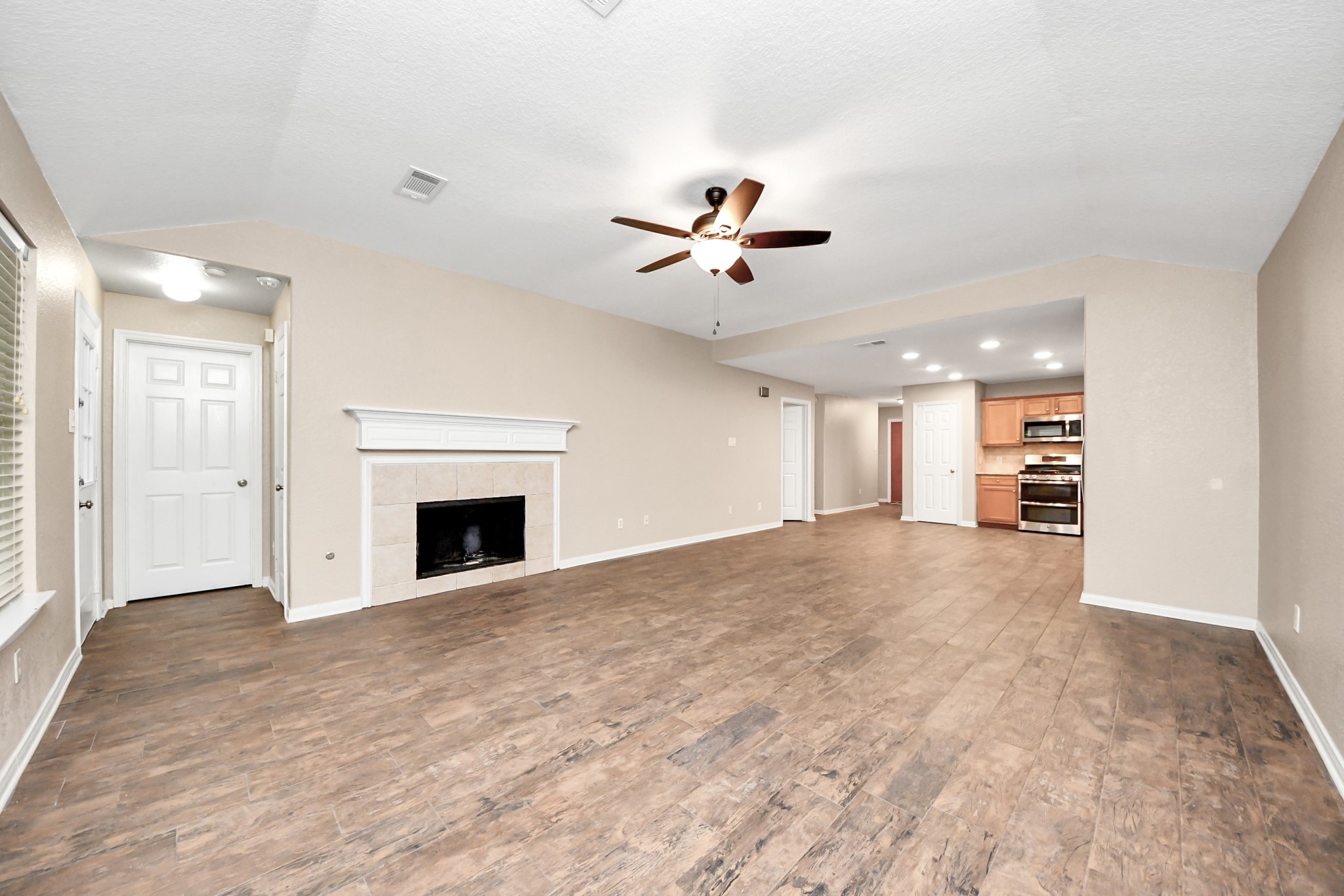 14610 Hazy Ridge Lane Property Photo 15