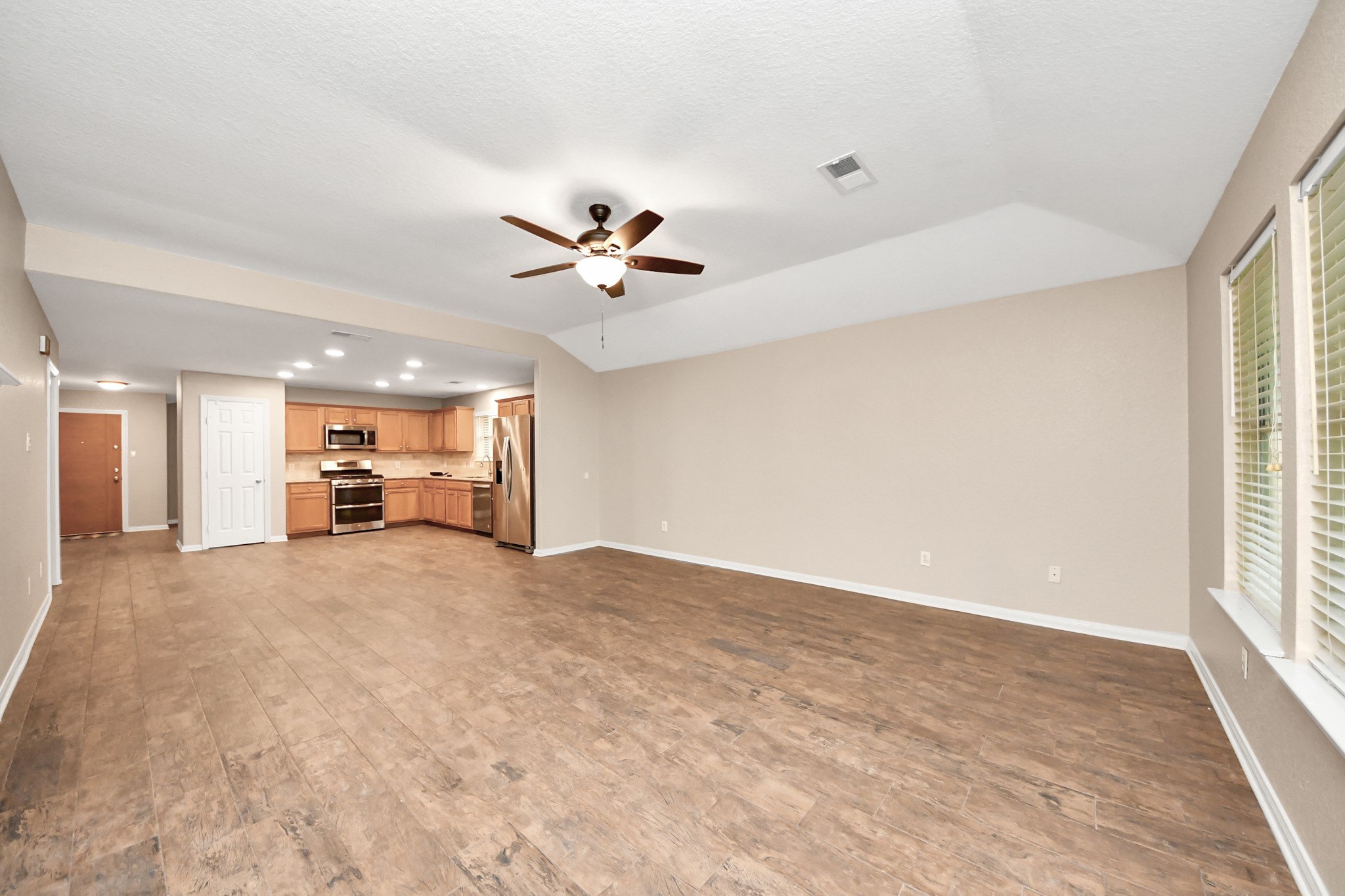 14610 Hazy Ridge Lane Property Photo 16