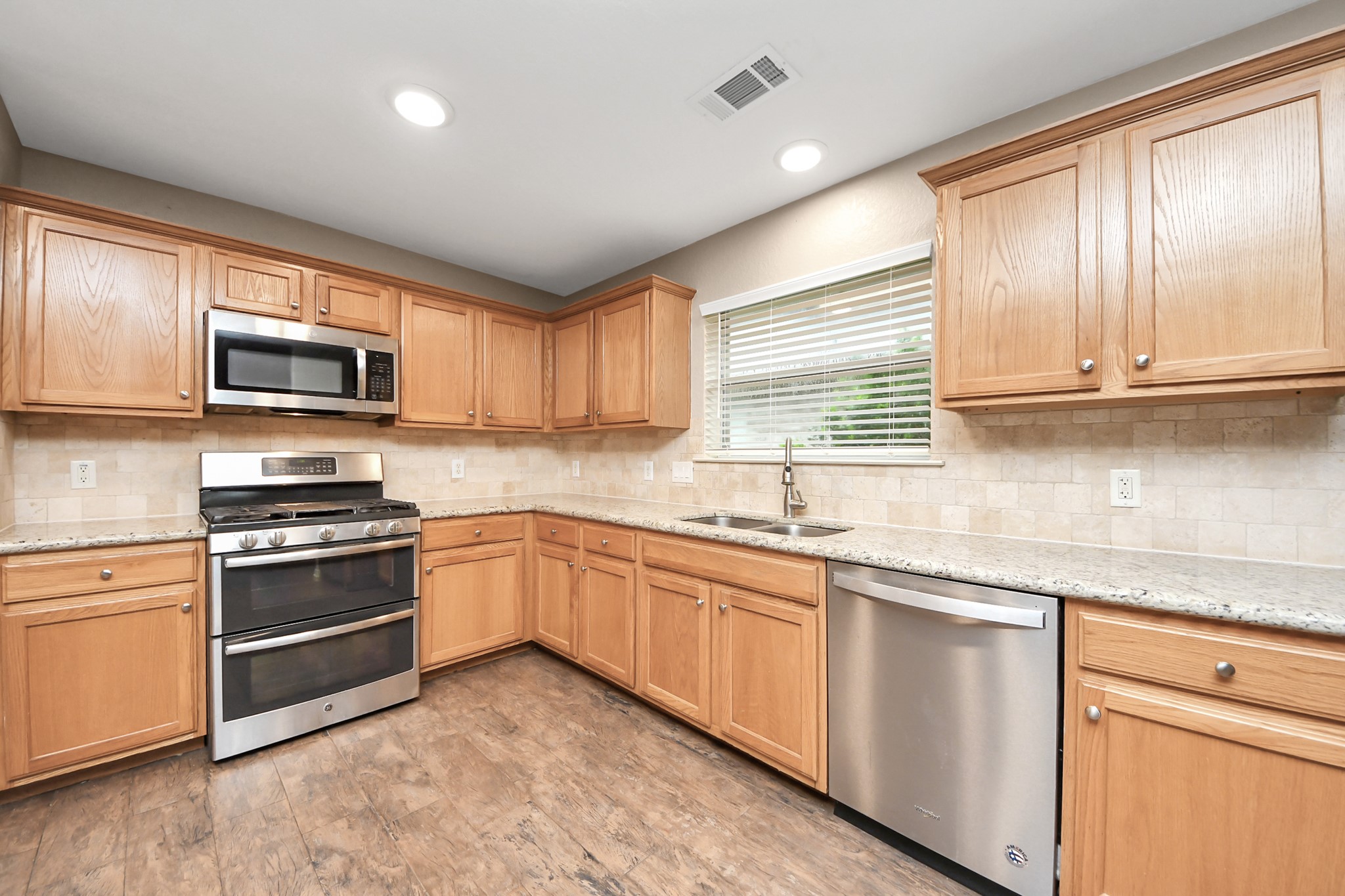 14610 Hazy Ridge Lane Property Photo 24