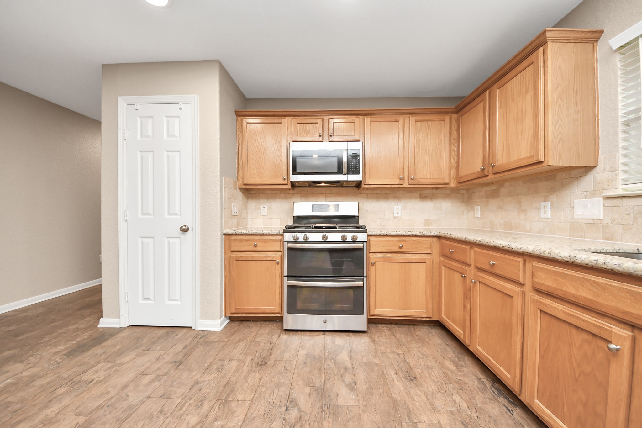 14610 Hazy Ridge Lane Property Photo 27