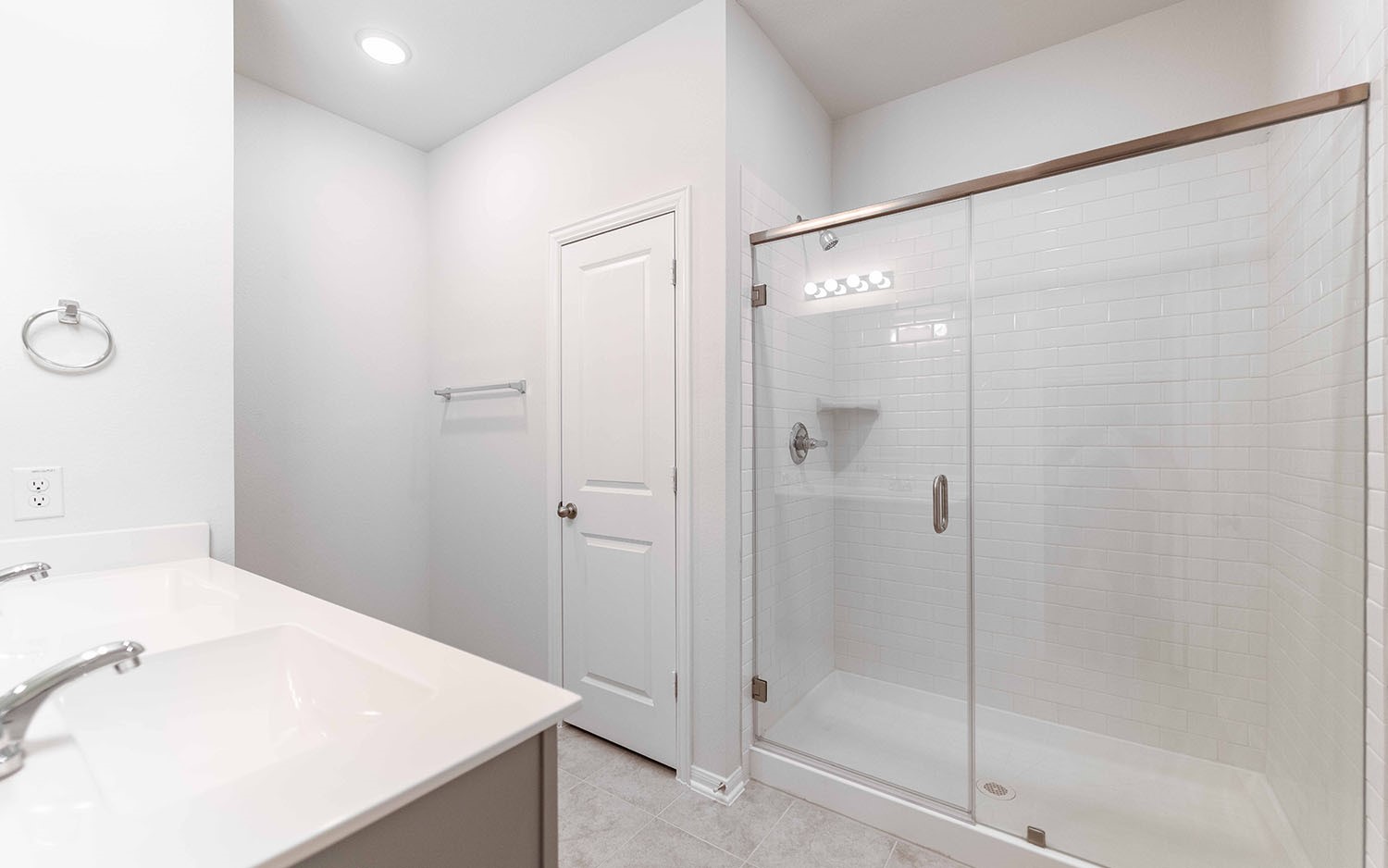 13020 Sapphire Lake Lane Property Photo 9