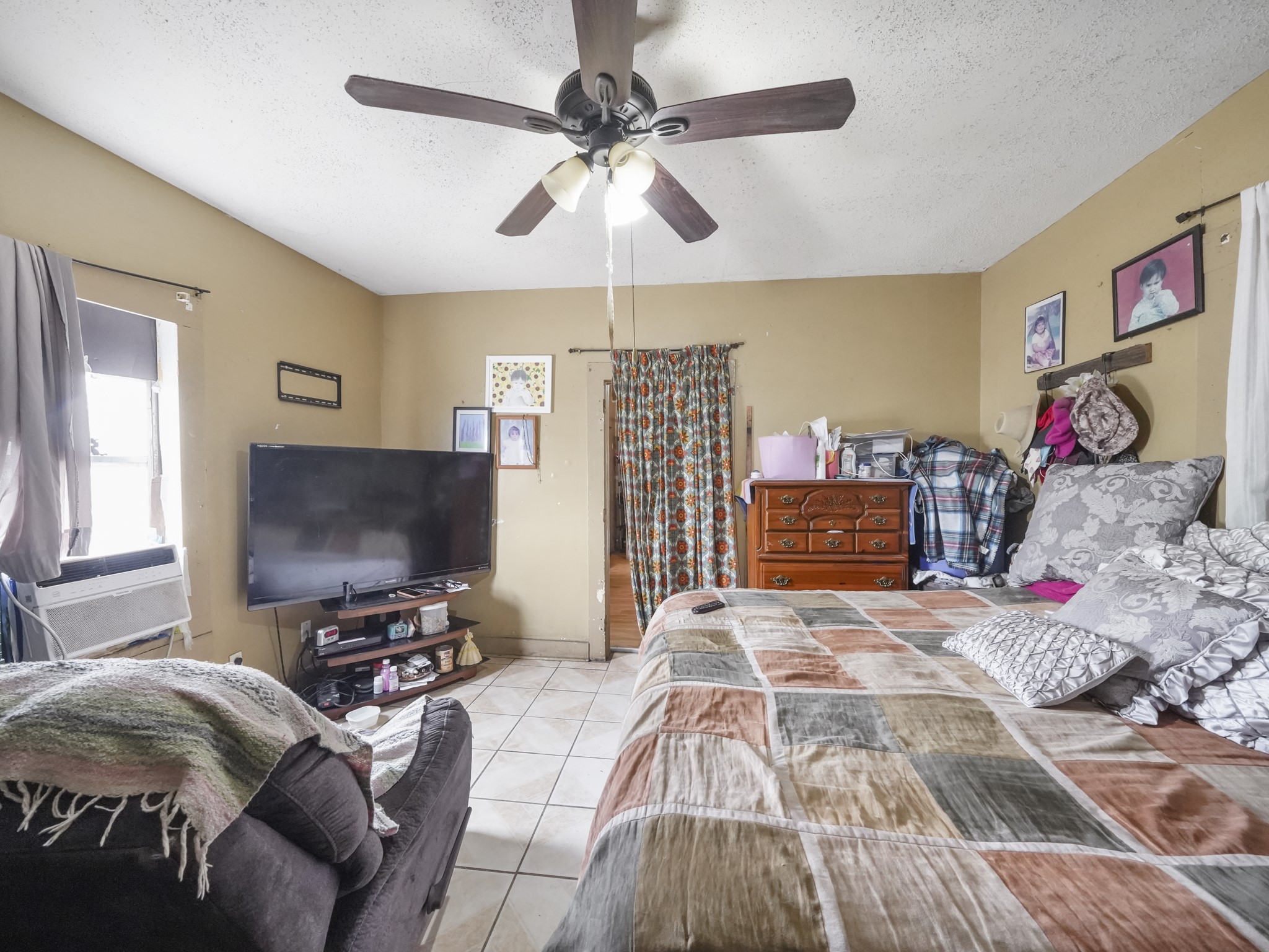 2806 Avenue L Property Photo 8