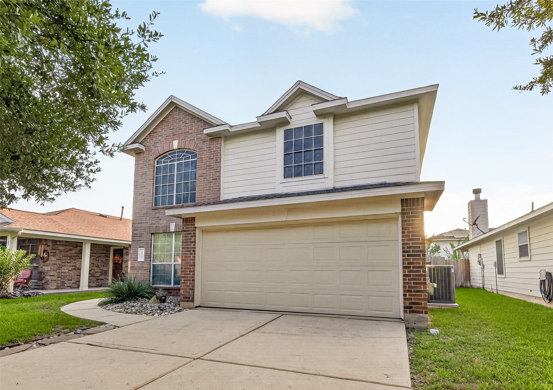 20227 Stonegrove Court Property Photo 2