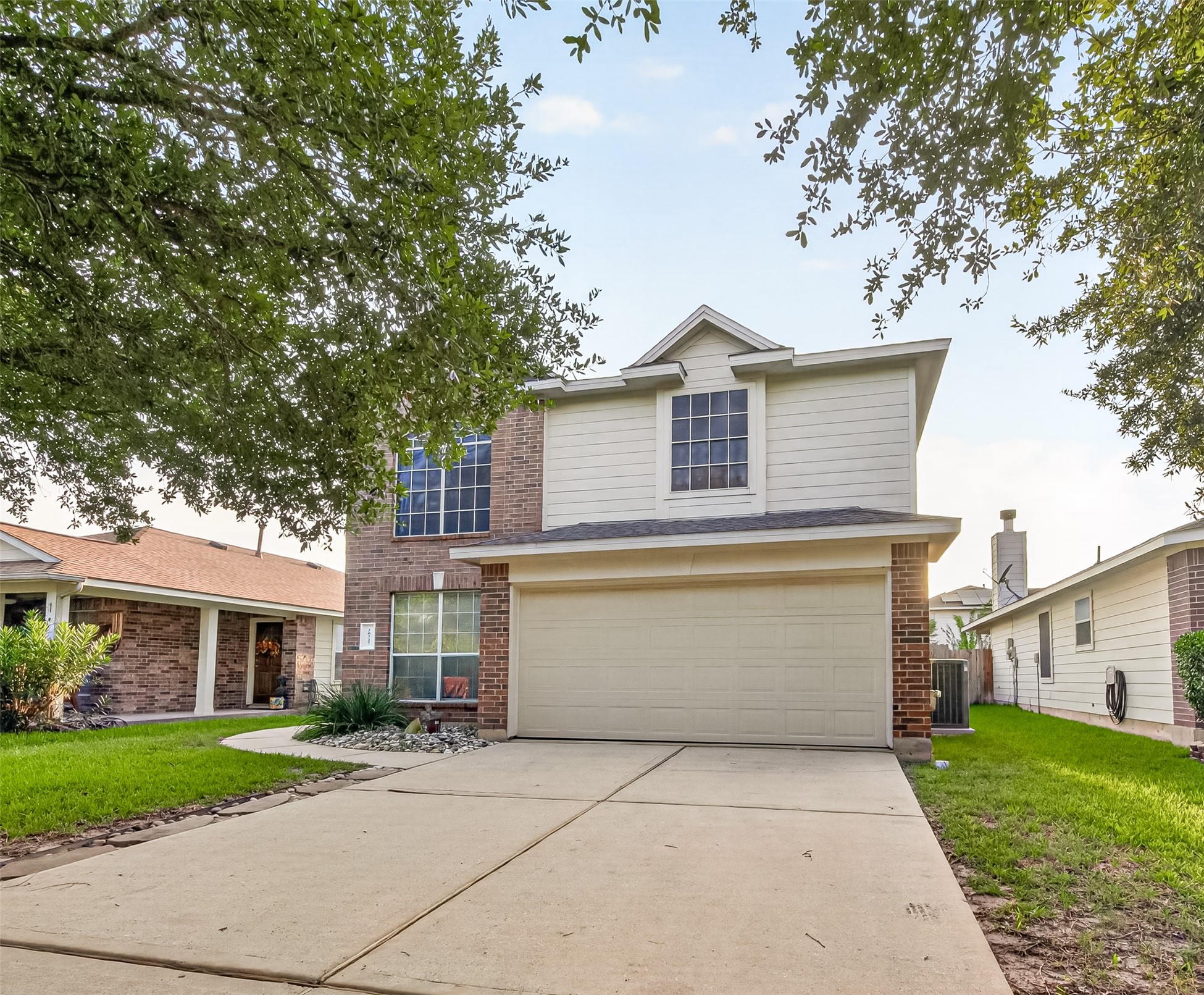 20227 Stonegrove Court Property Photo 3