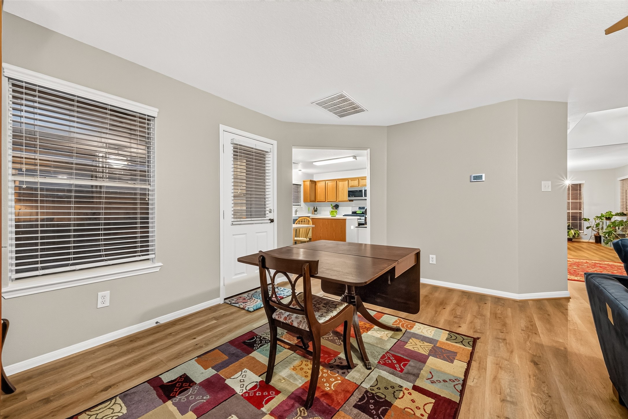 20227 Stonegrove Court Property Photo 16