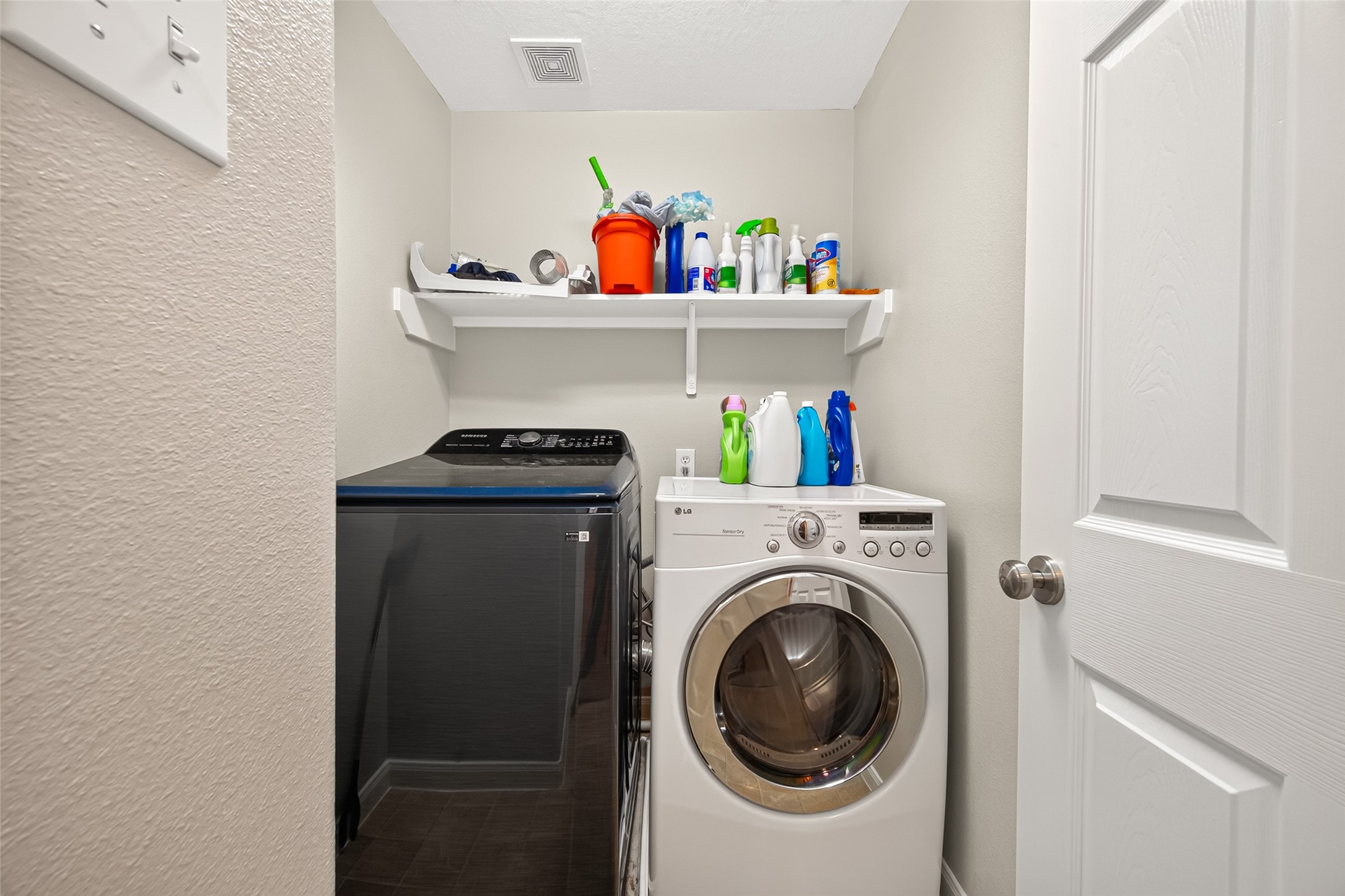 20227 Stonegrove Court Property Photo 28