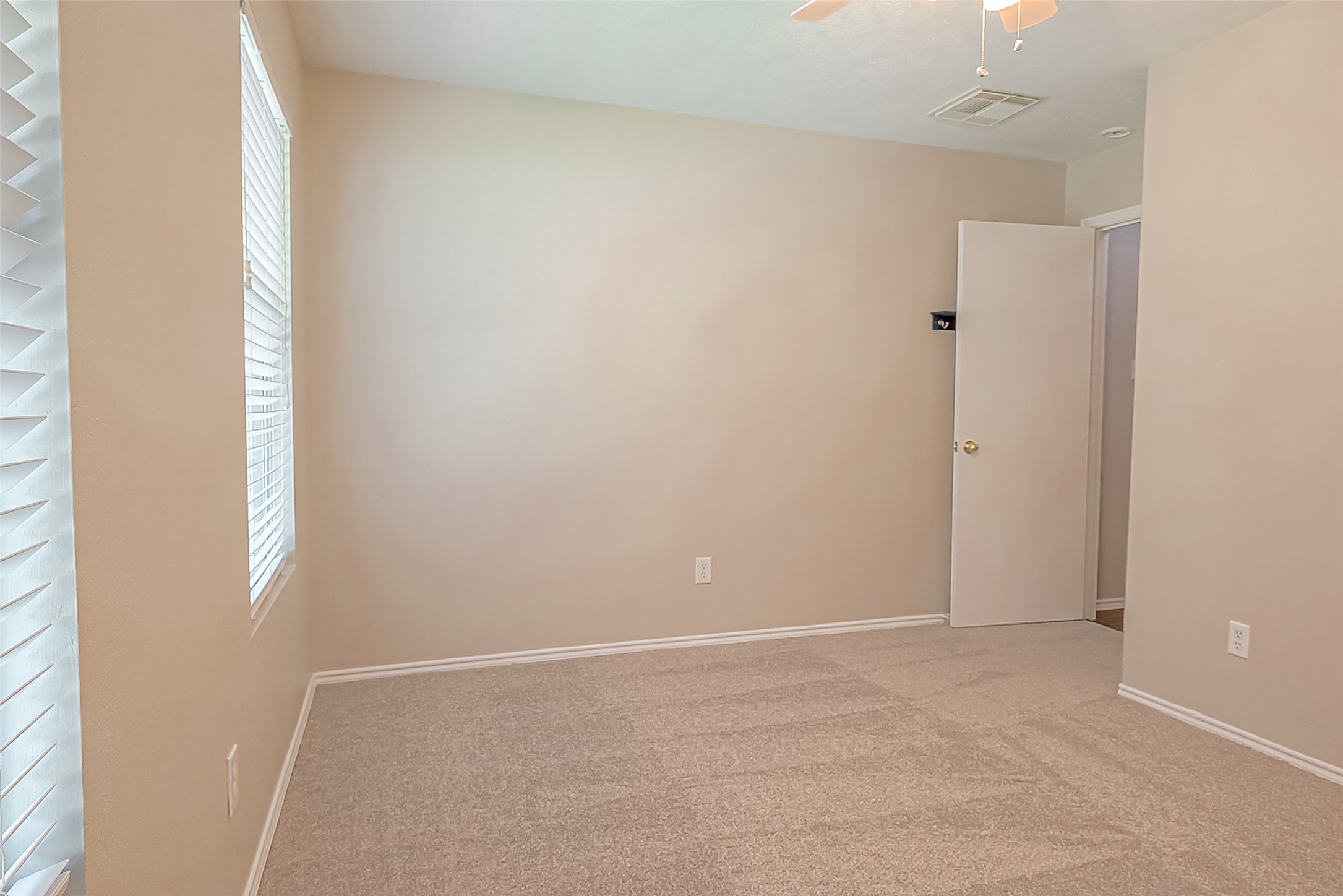 11 Yarrowdale Court Property Photo 14