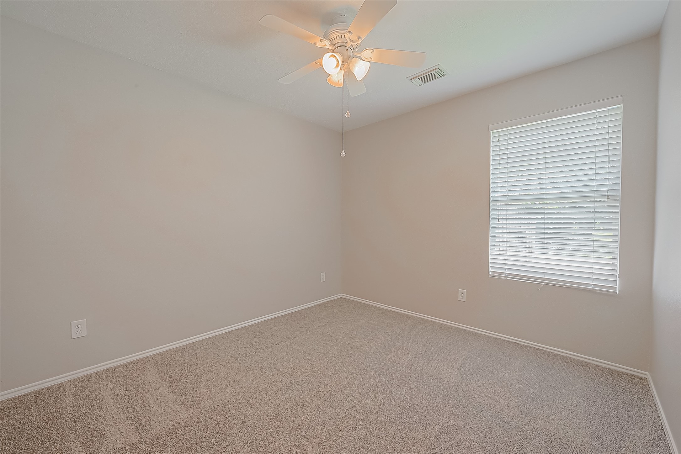 11 Yarrowdale Court Property Photo 17