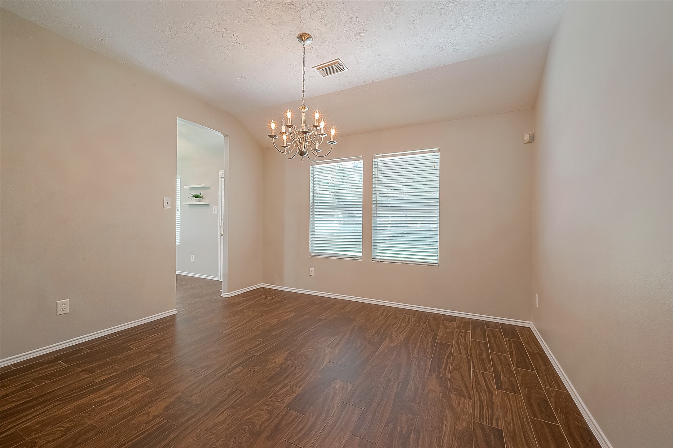 11 Yarrowdale Court Property Photo 19