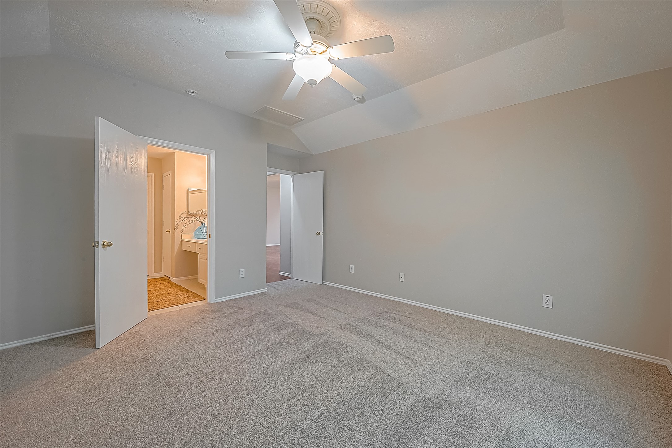 11 Yarrowdale Court Property Photo 22