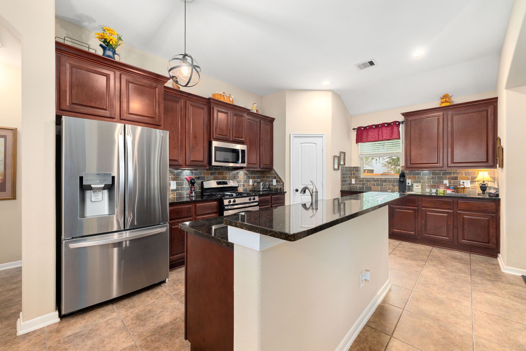 22415 Willow Creek Bridge Lane Property Photo 7