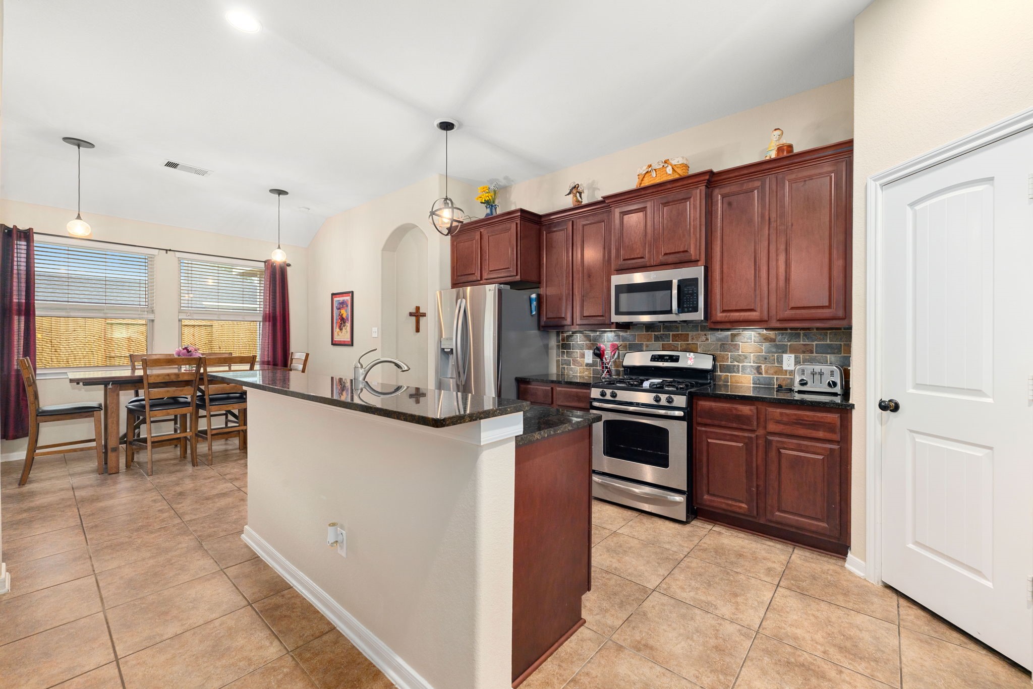 22415 Willow Creek Bridge Lane Property Photo 8