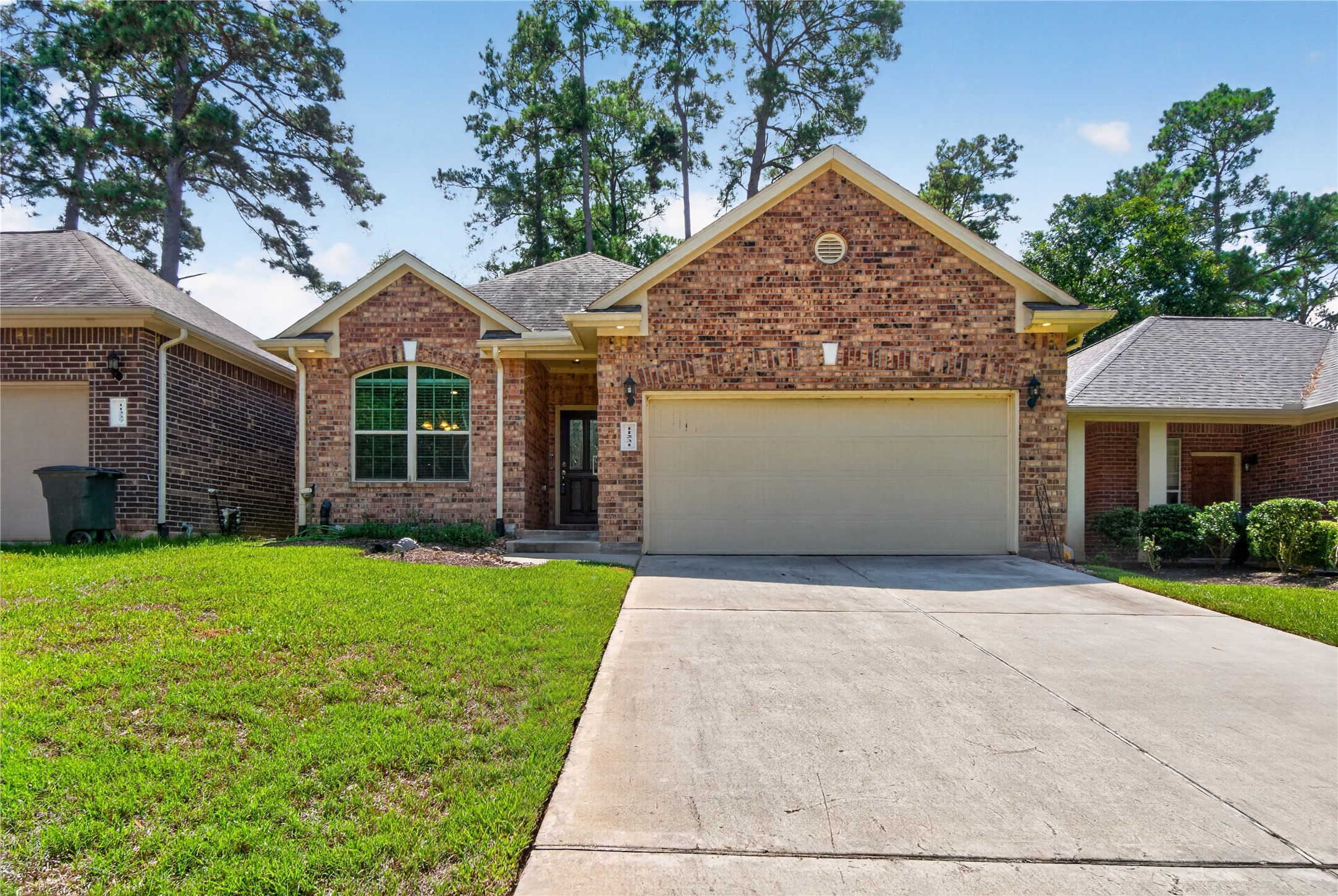 11231 Burning Tree Drive Property Photo 4