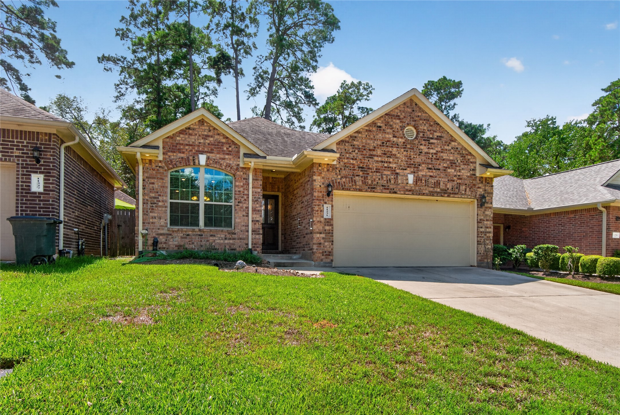 11231 Burning Tree Drive Property Photo 6