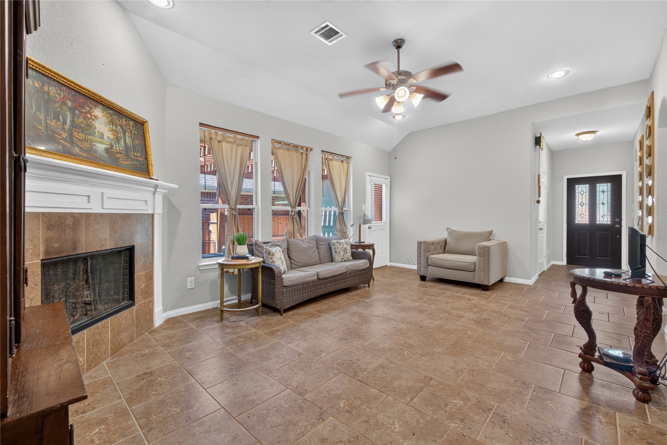 11231 Burning Tree Drive Property Photo 16